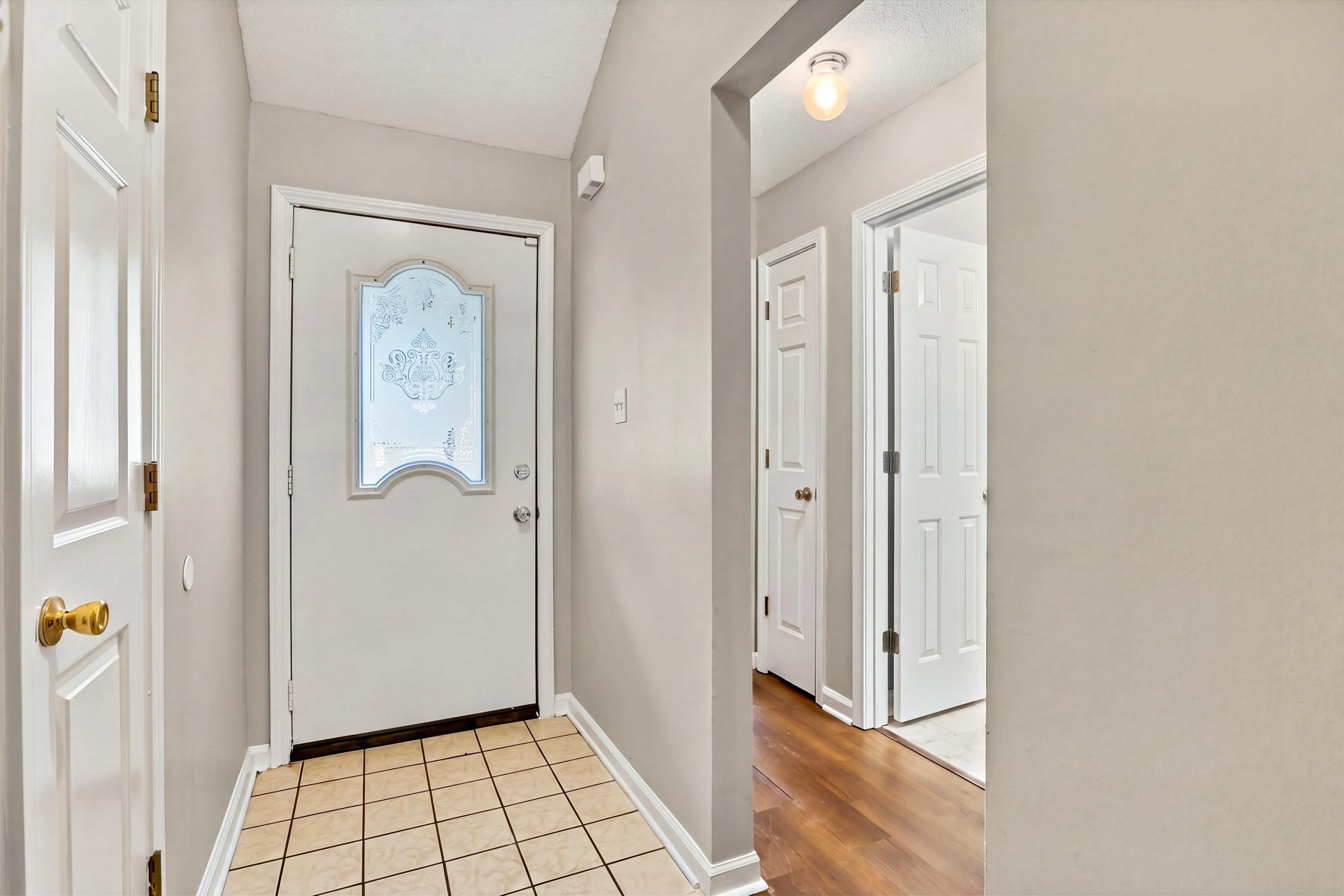 5596 Blackburg Dr Property Photo 4