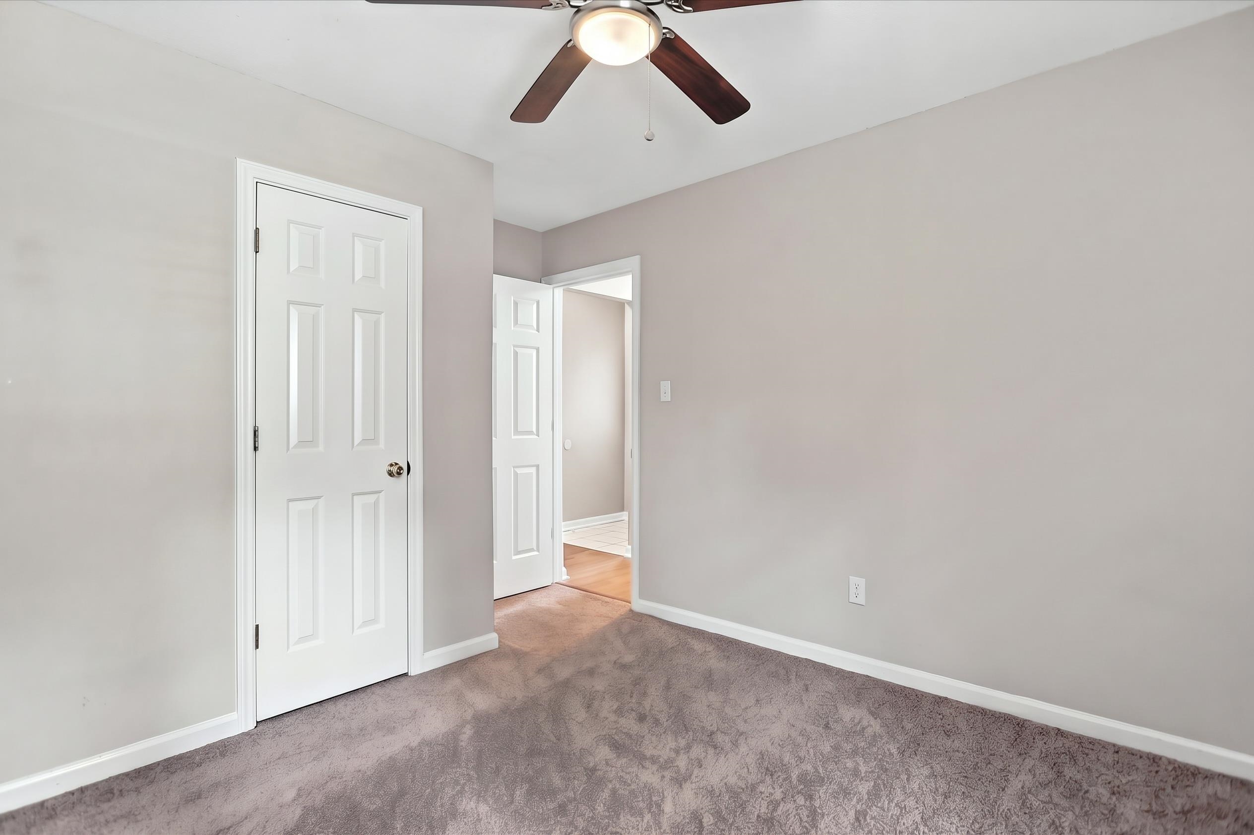 5596 Blackburg Dr Property Photo 11