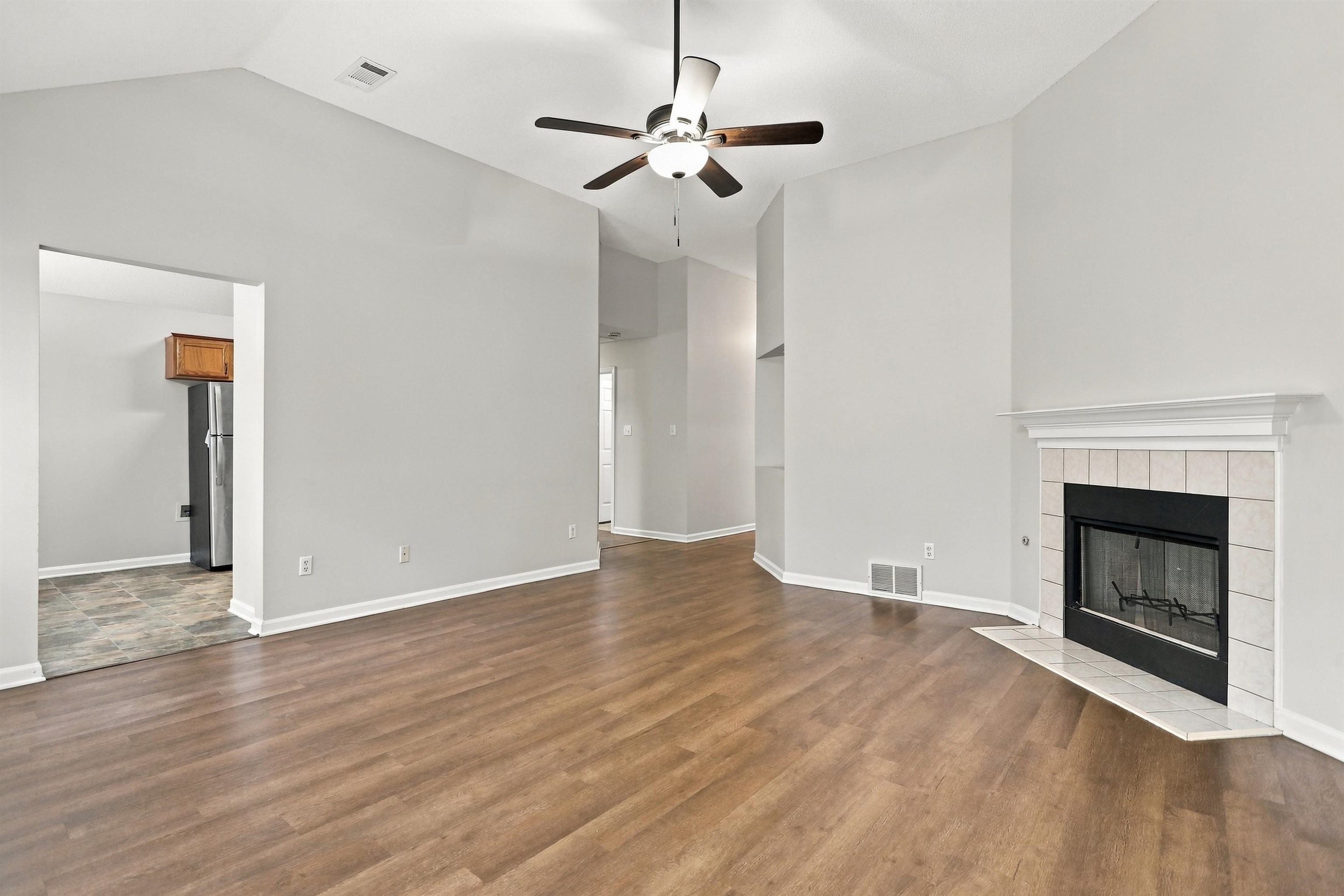 5596 Blackburg Dr Property Photo 12
