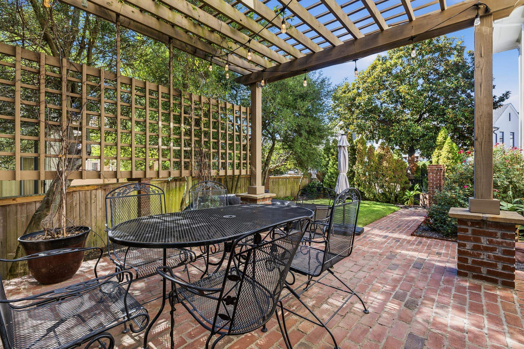 530 Magnolia Mound Dr Property Photo 35