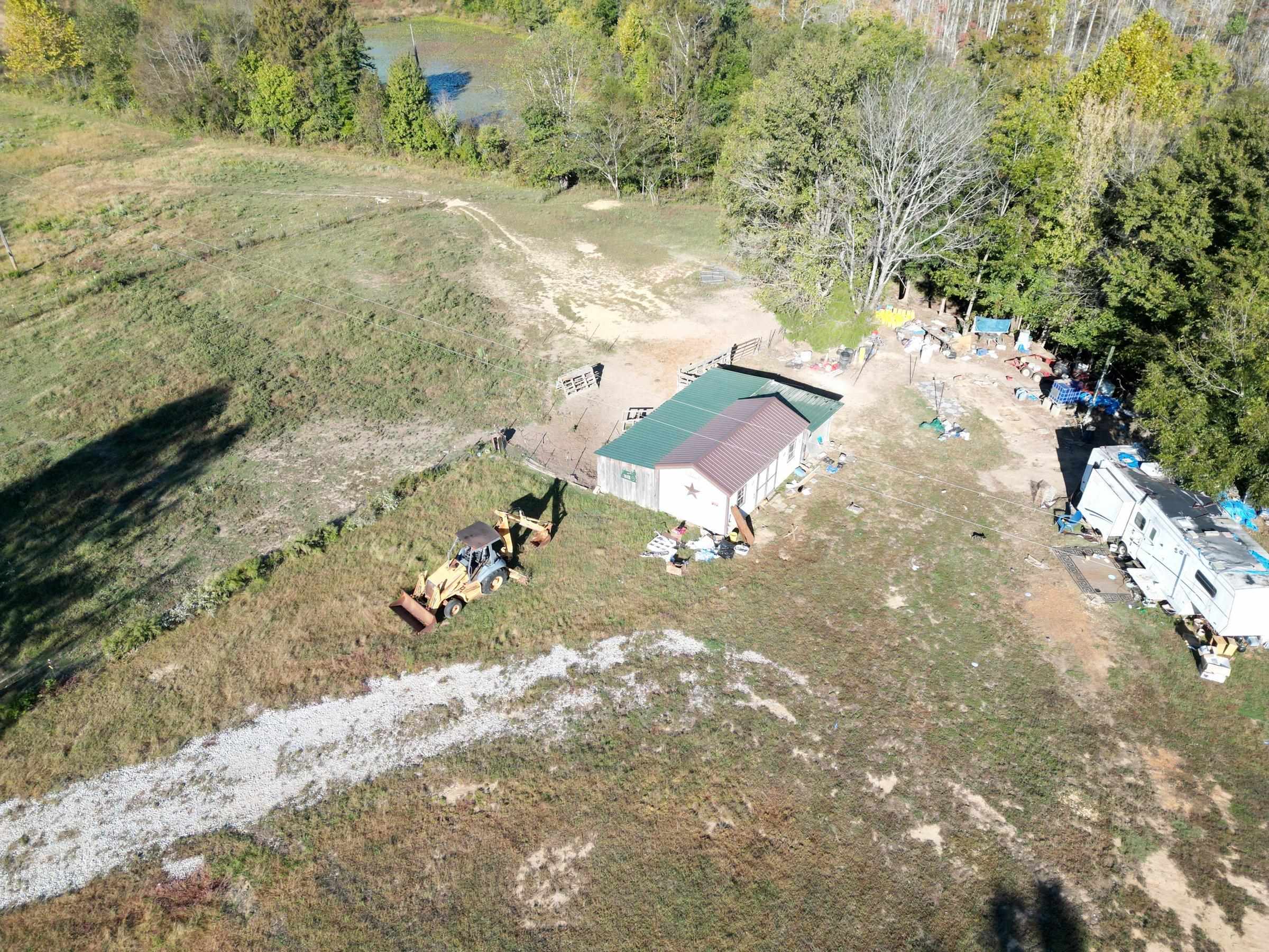 Tract 5 Overton Loop Property Photo 6