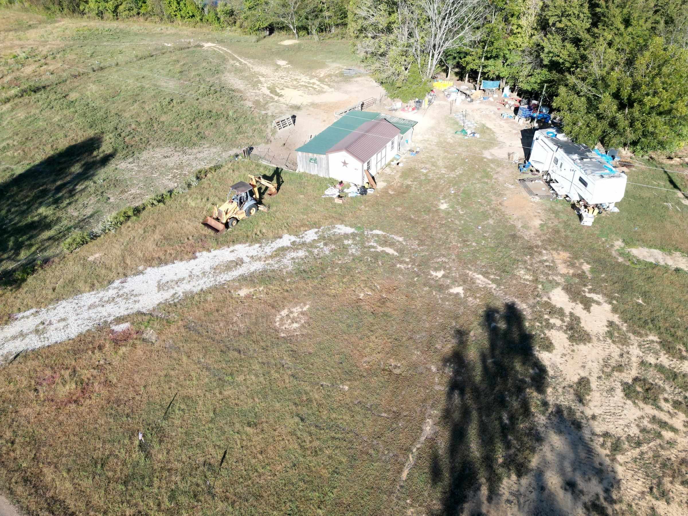 Tract 5 Overton Loop Property Photo 8