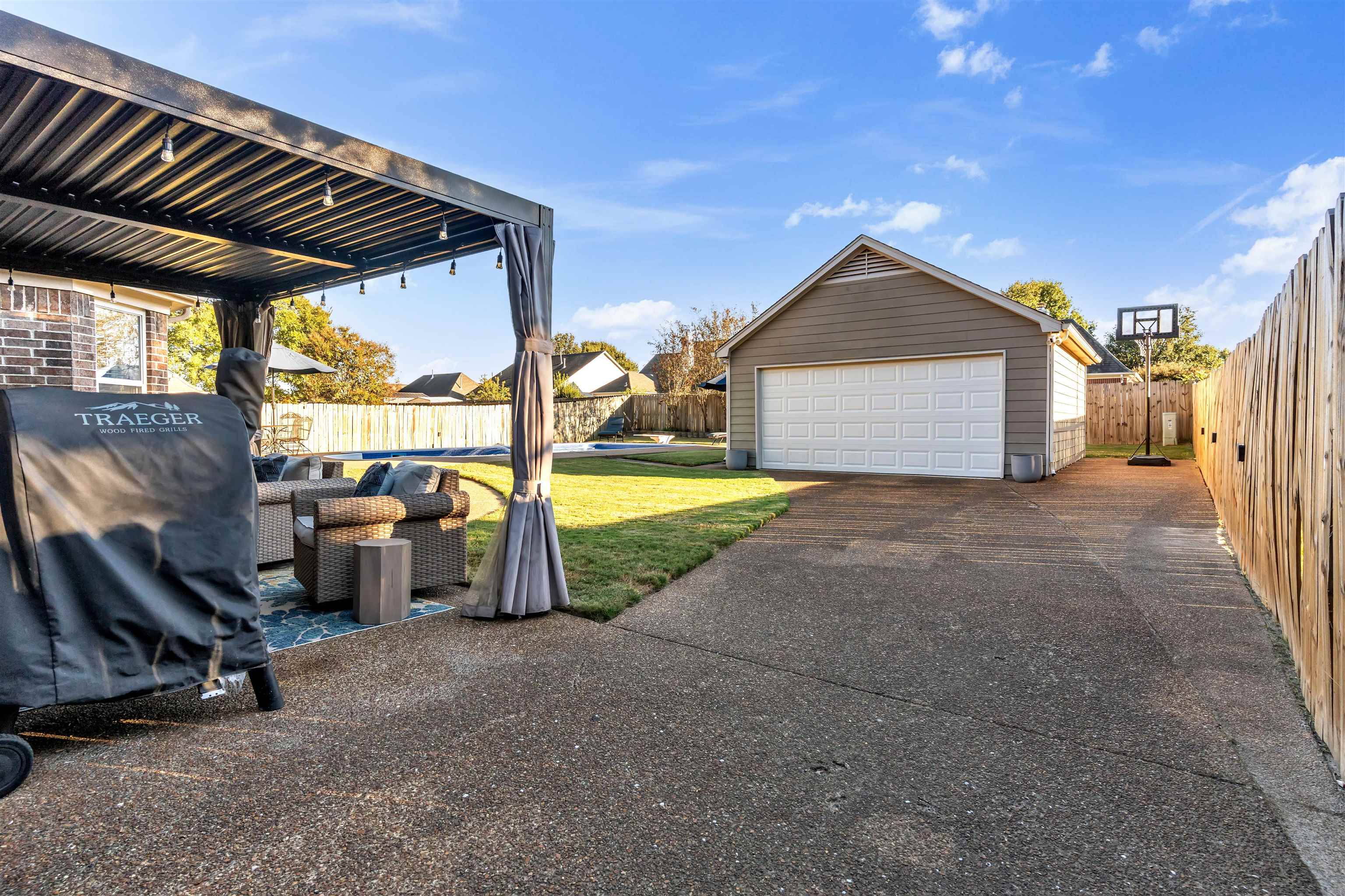 11225 Wolf Woods Dr Property Photo 5