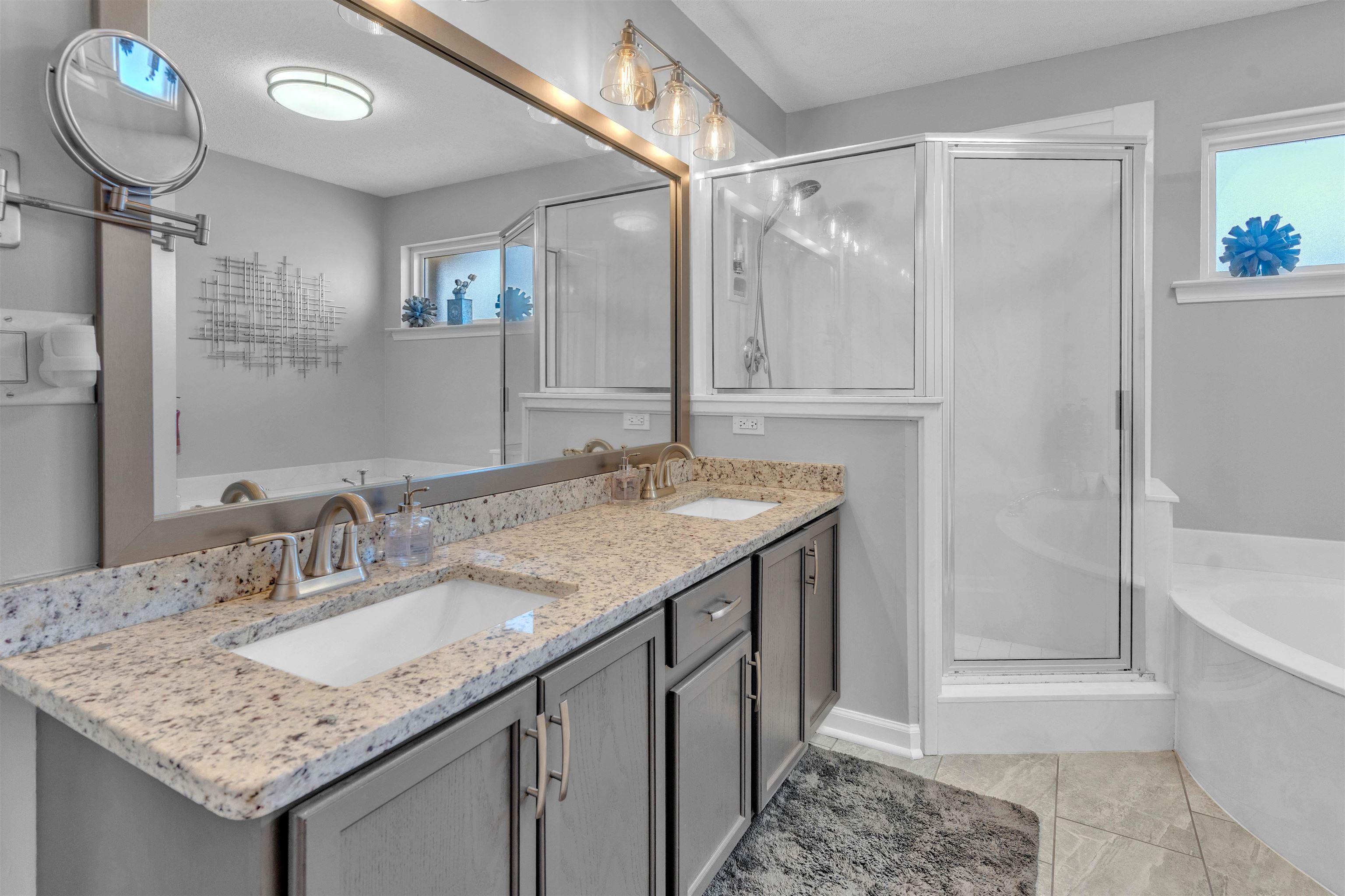 11225 Wolf Woods Dr Property Photo 16