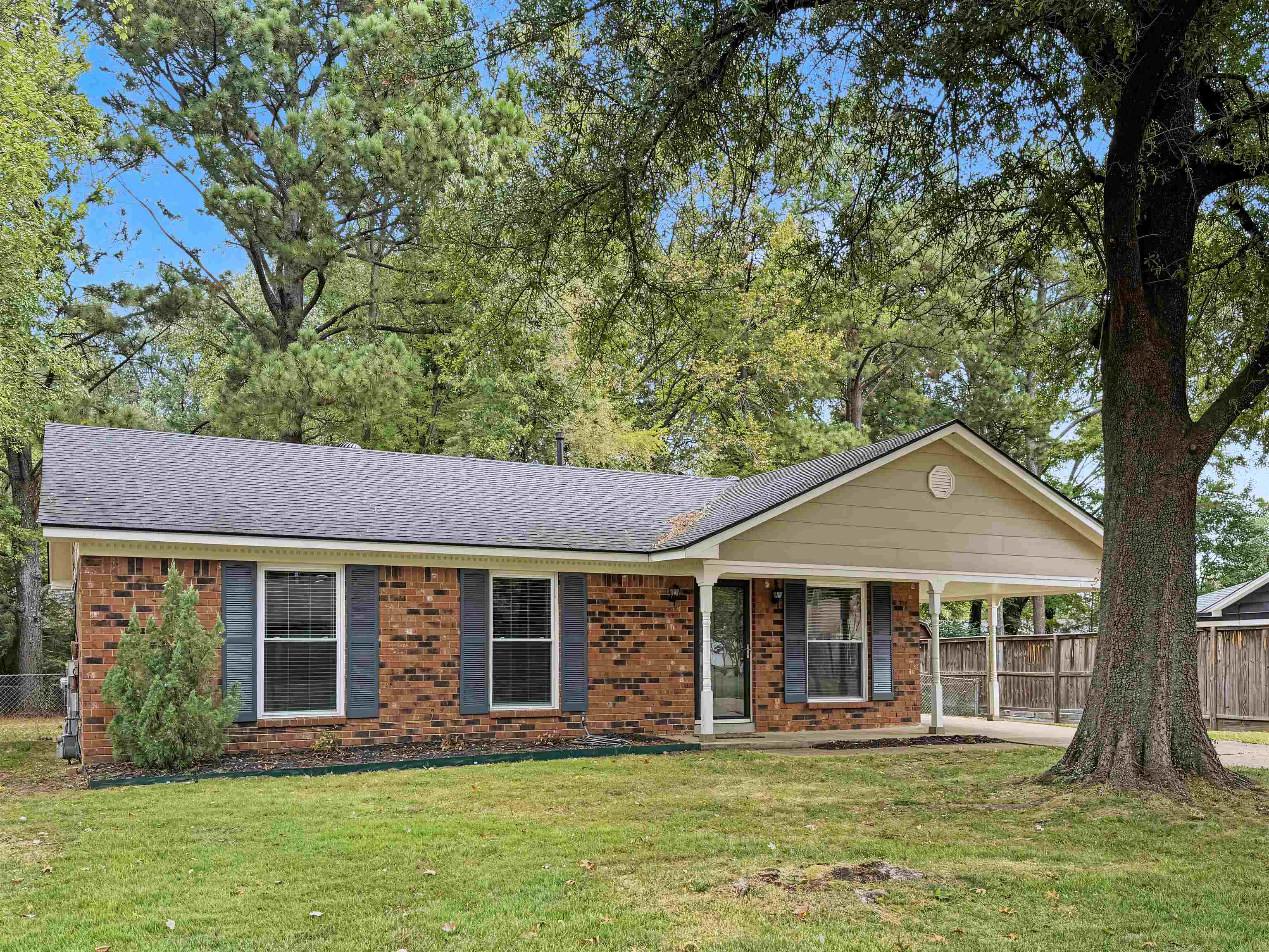 1019 Greencliff Rd Property Photo 3