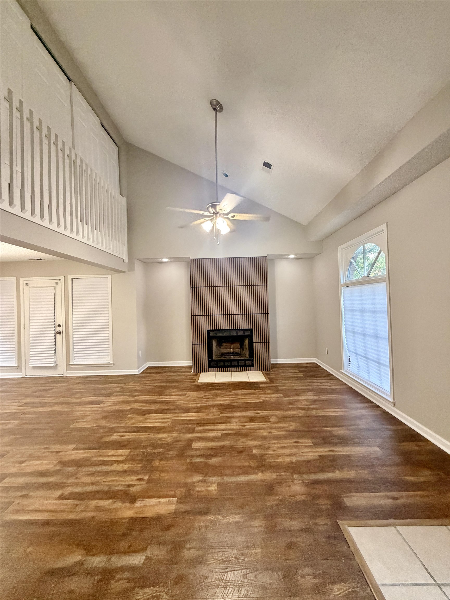 1615 Old Mill Stream Dr Property Photo 3