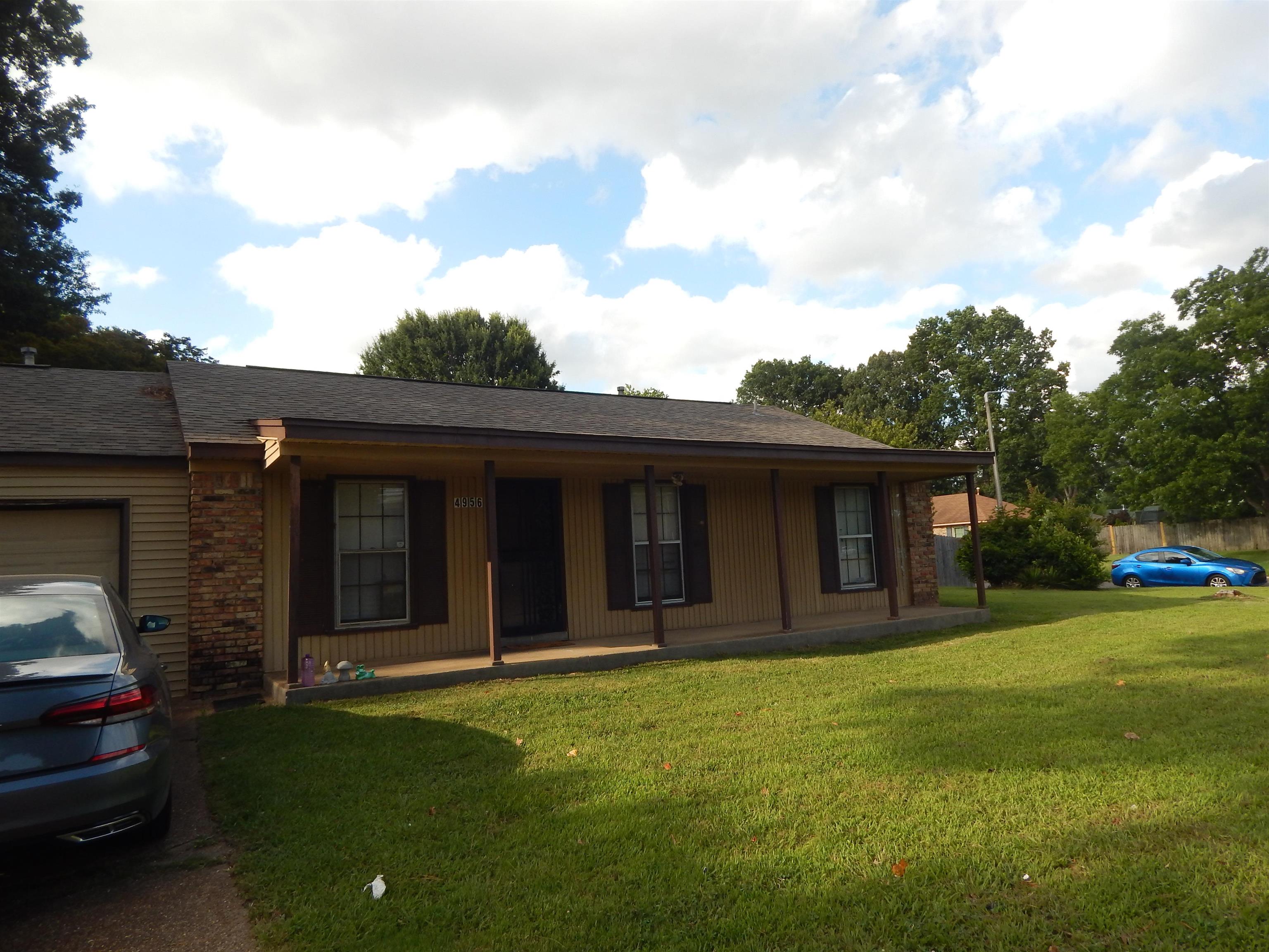 4956 Cottonwood Ave Property Photo 1