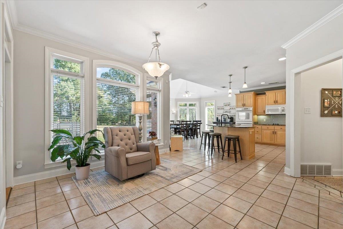6236 Althorp Cv Property Photo 10