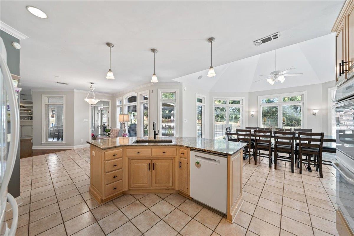 6236 Althorp Cv Property Photo 14