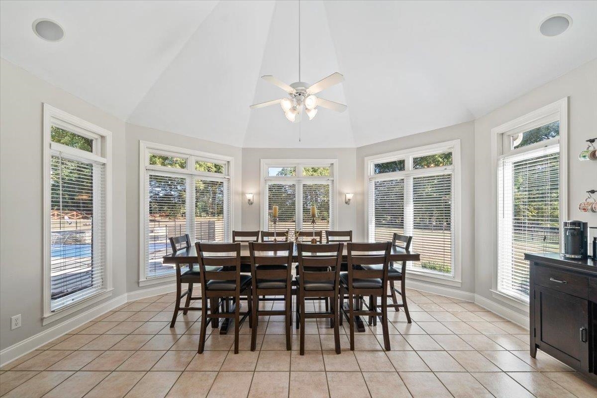 6236 Althorp Cv Property Photo 15