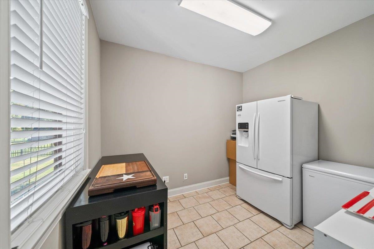 6236 Althorp Cv Property Photo 16