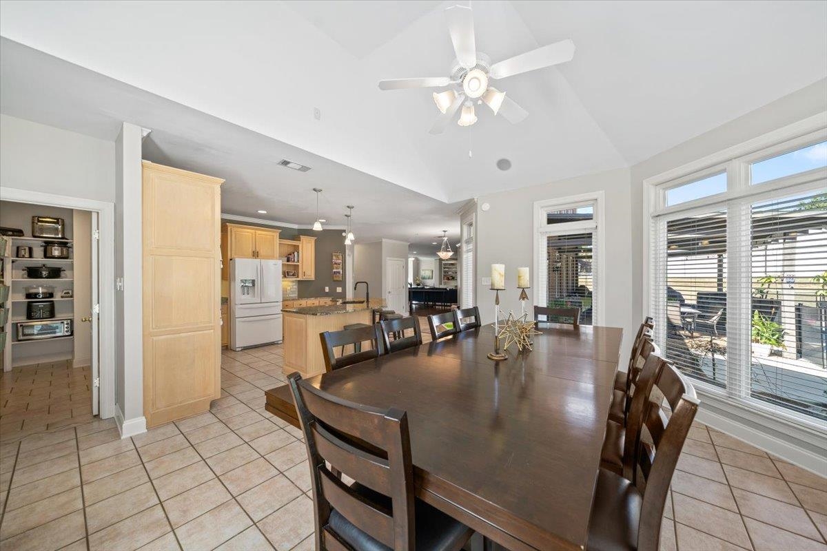 6236 Althorp Cv Property Photo 17