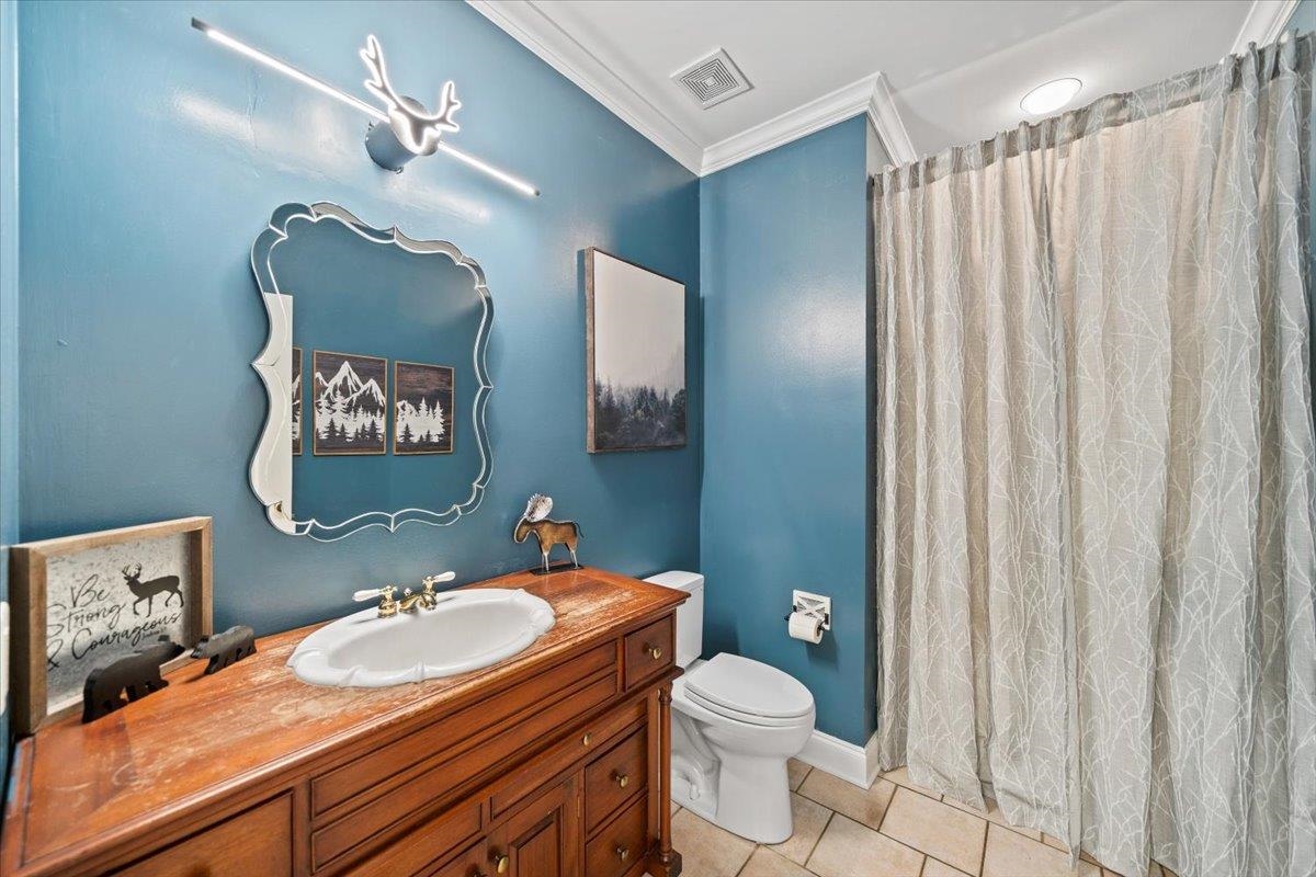 6236 Althorp Cv Property Photo 18