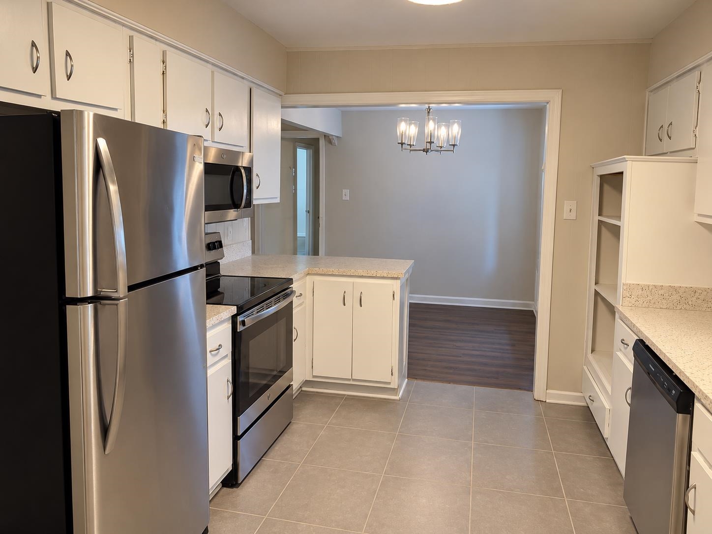 1675 Sea Isle Rd Property Photo 5
