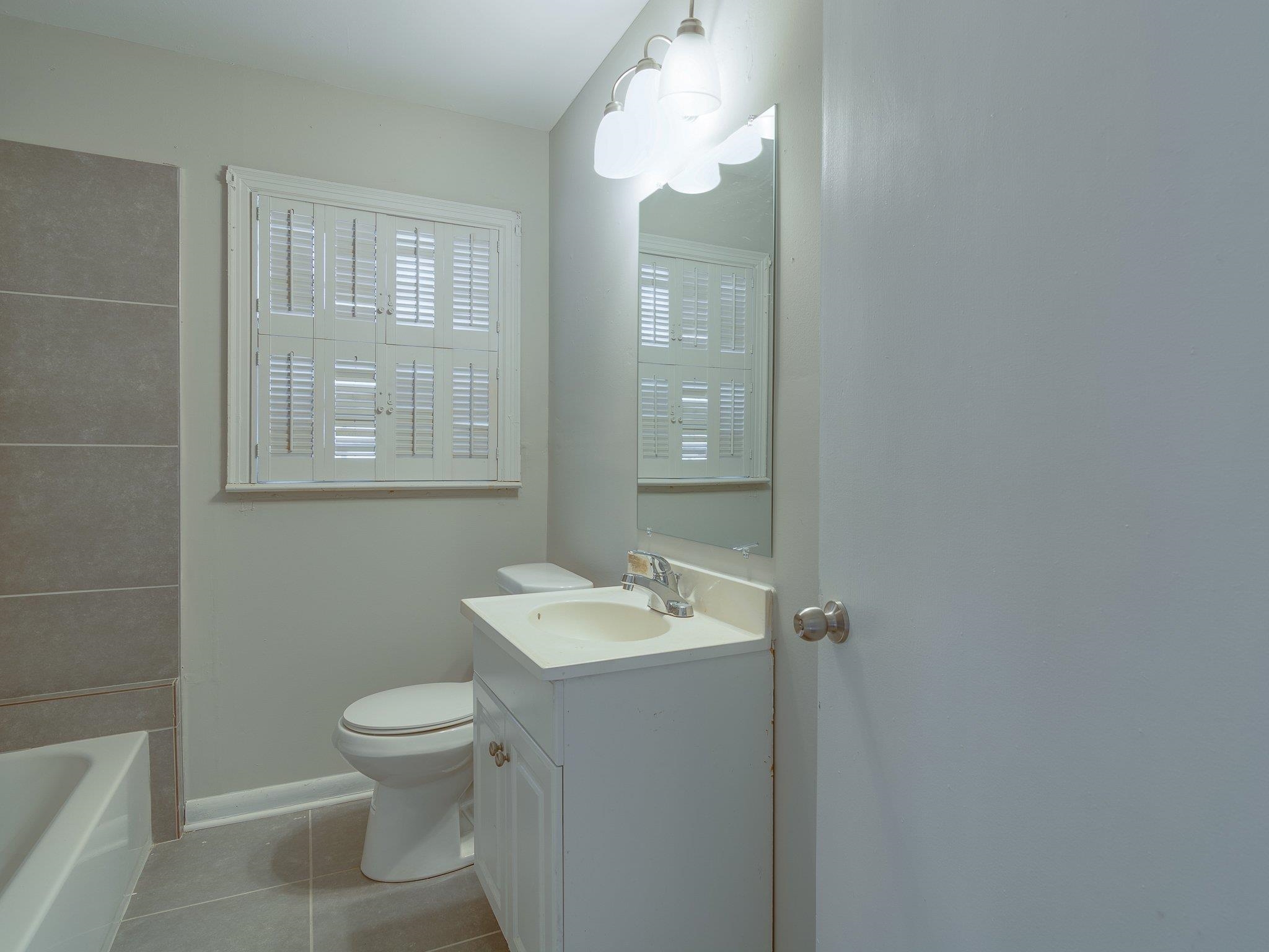 1675 Sea Isle Rd Property Photo 11