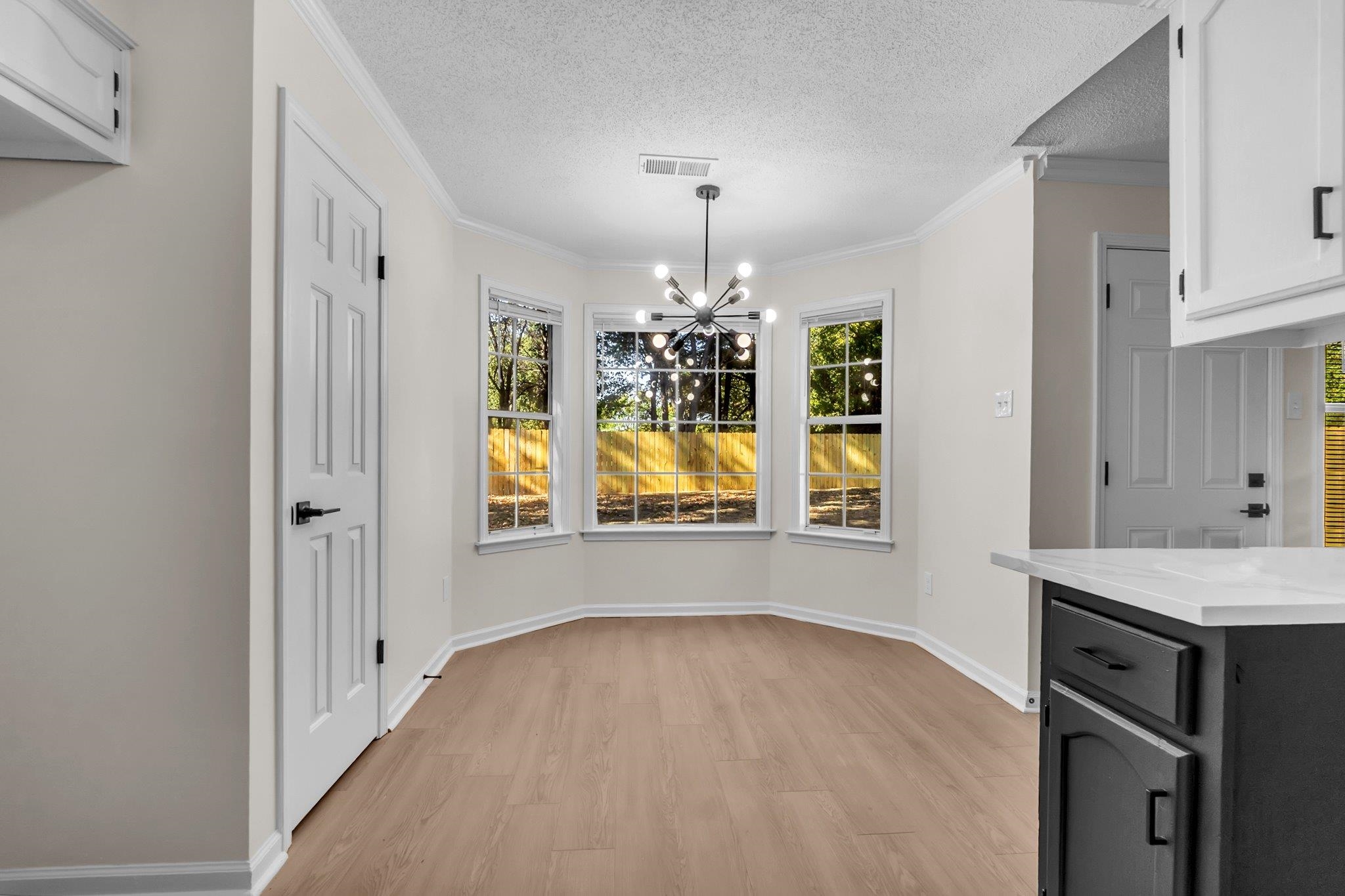 9430 Kaki Ln Property Photo 10