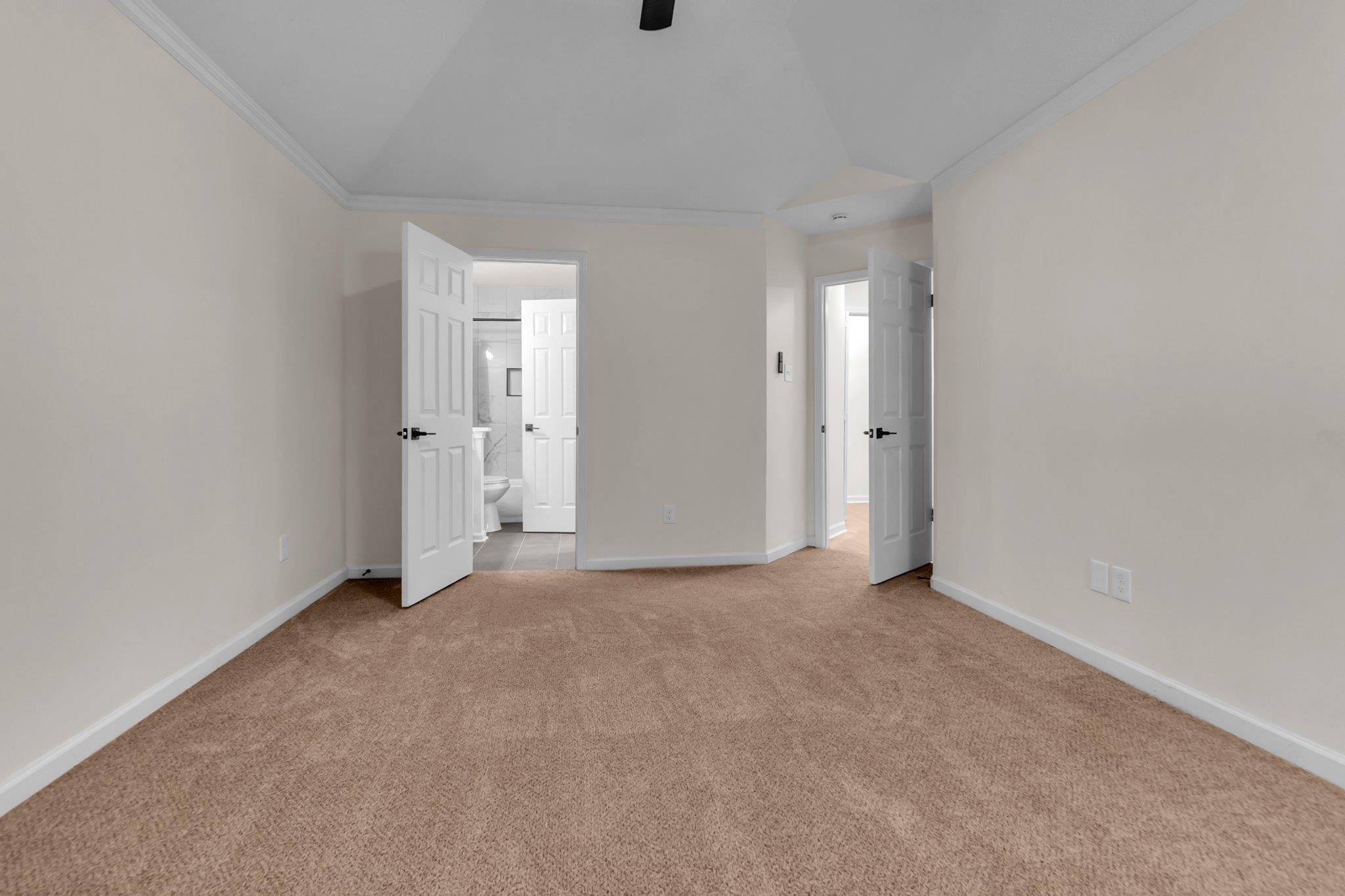 9430 Kaki Ln Property Photo 14