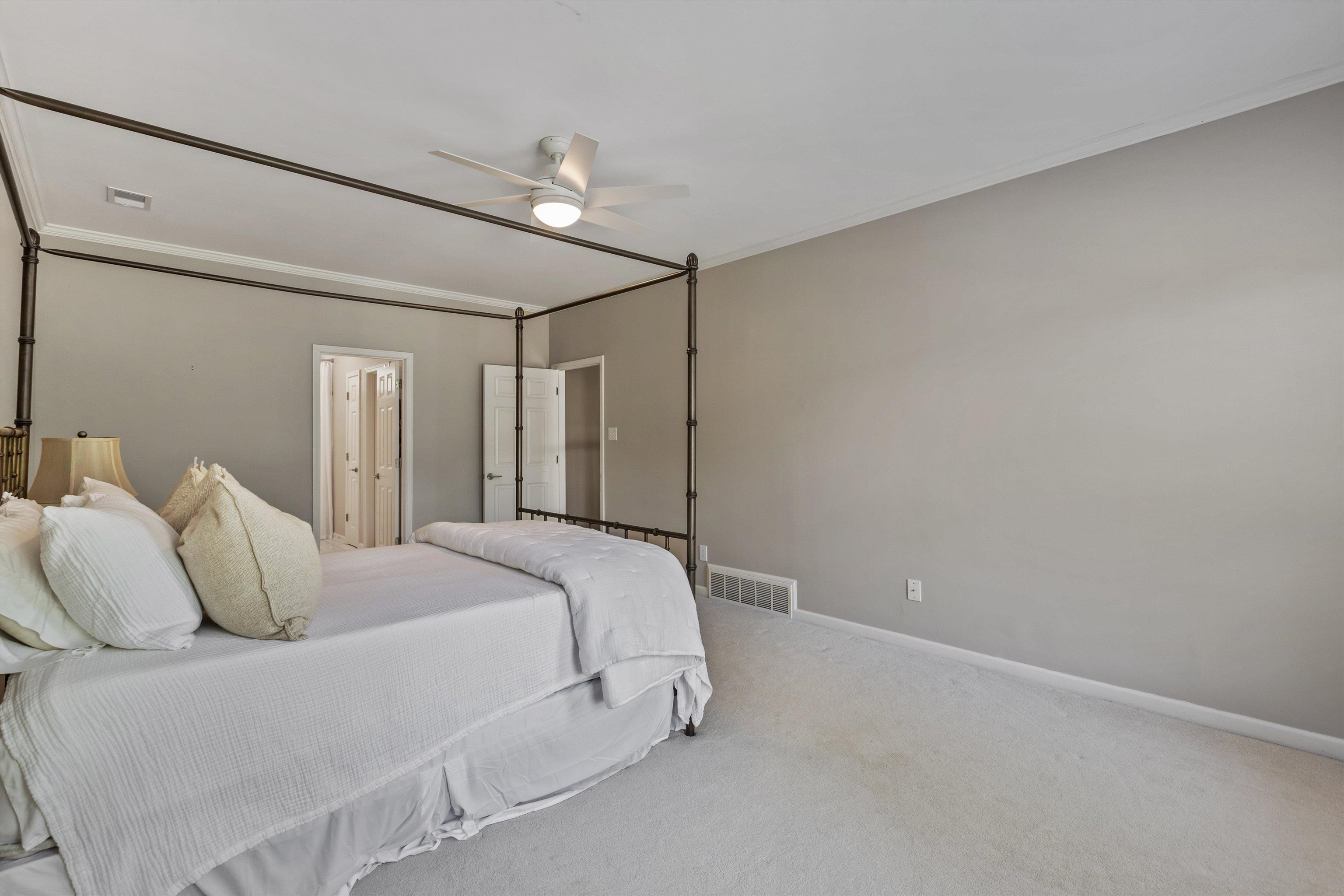 9155 Forest Estates Cv Property Photo 24