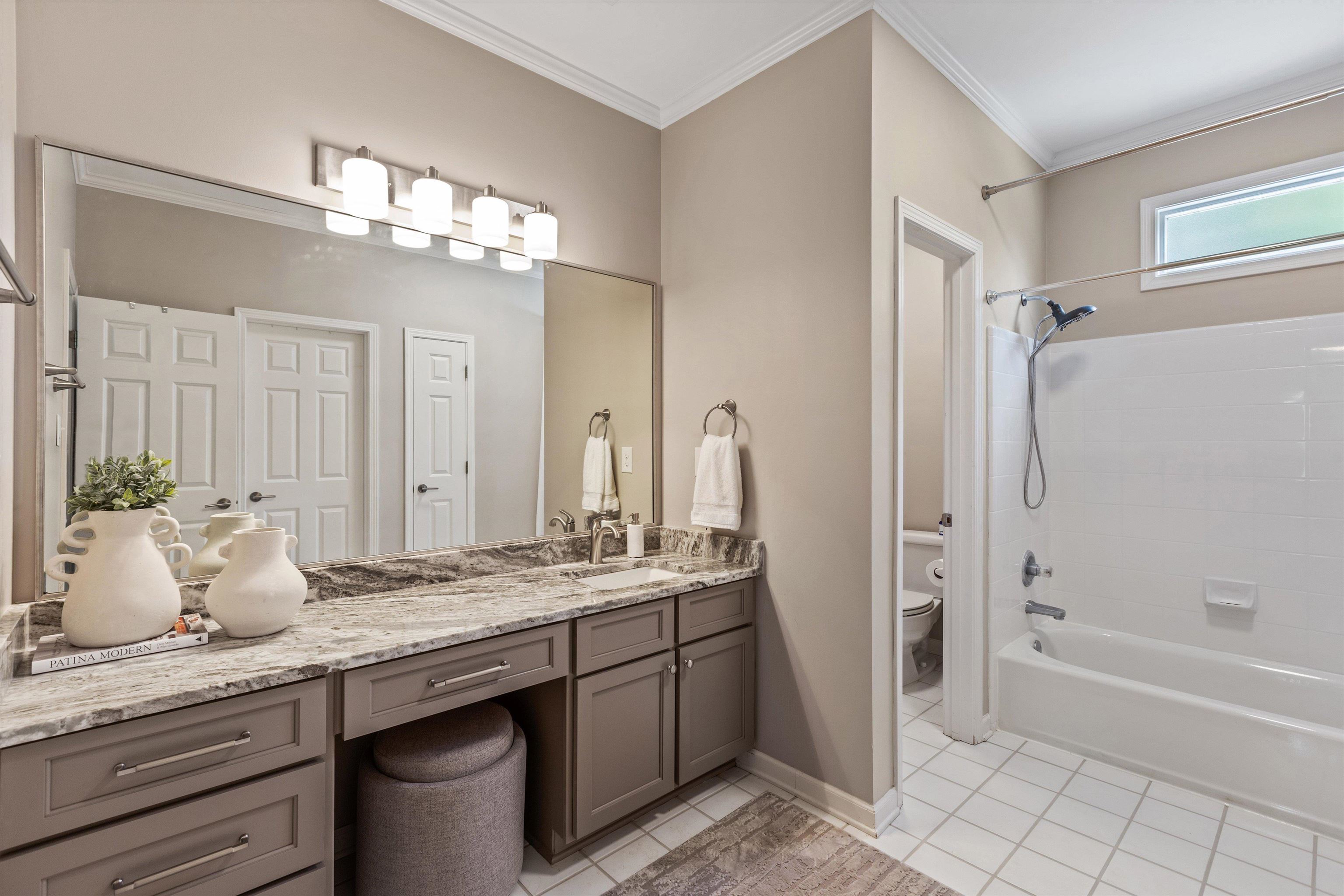 9155 Forest Estates Cv Property Photo 25