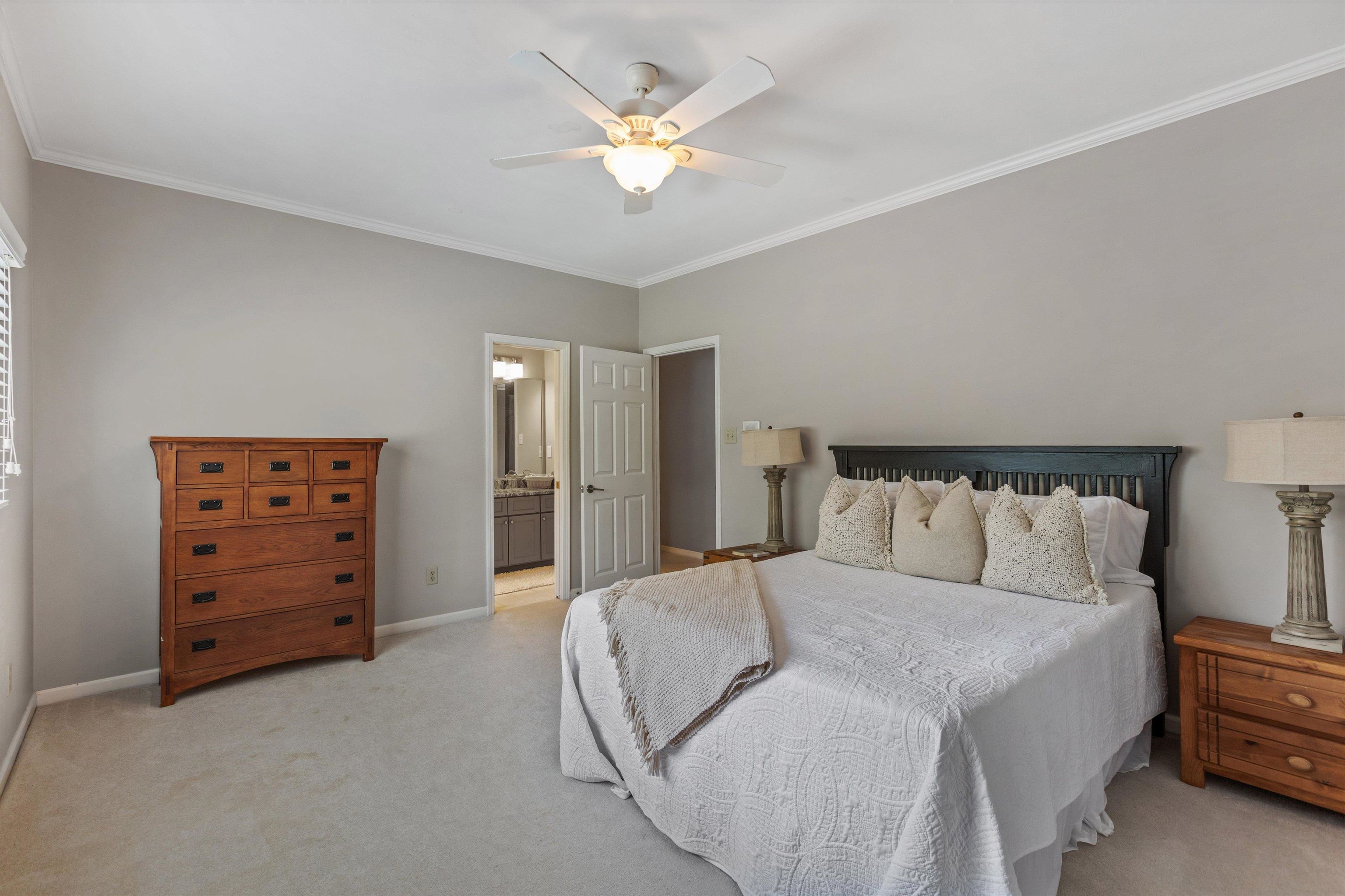 9155 Forest Estates Cv Property Photo 27