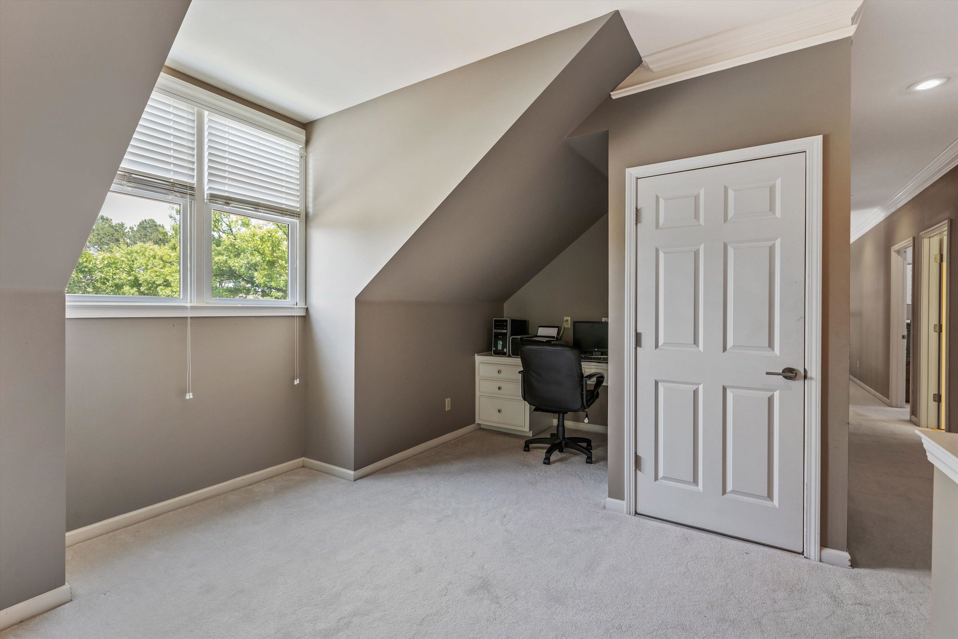 9155 Forest Estates Cv Property Photo 29