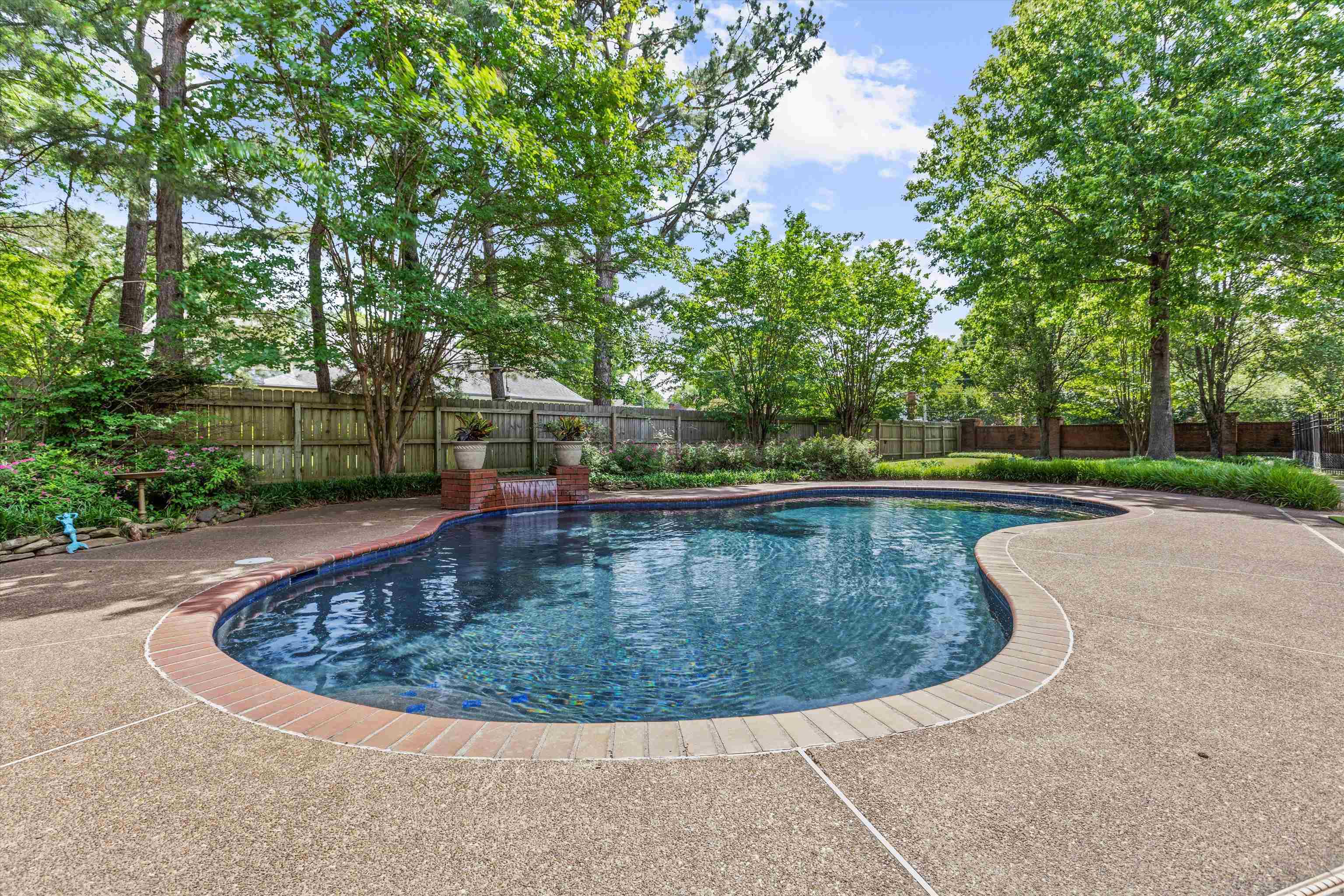 9155 Forest Estates Cv Property Photo 36