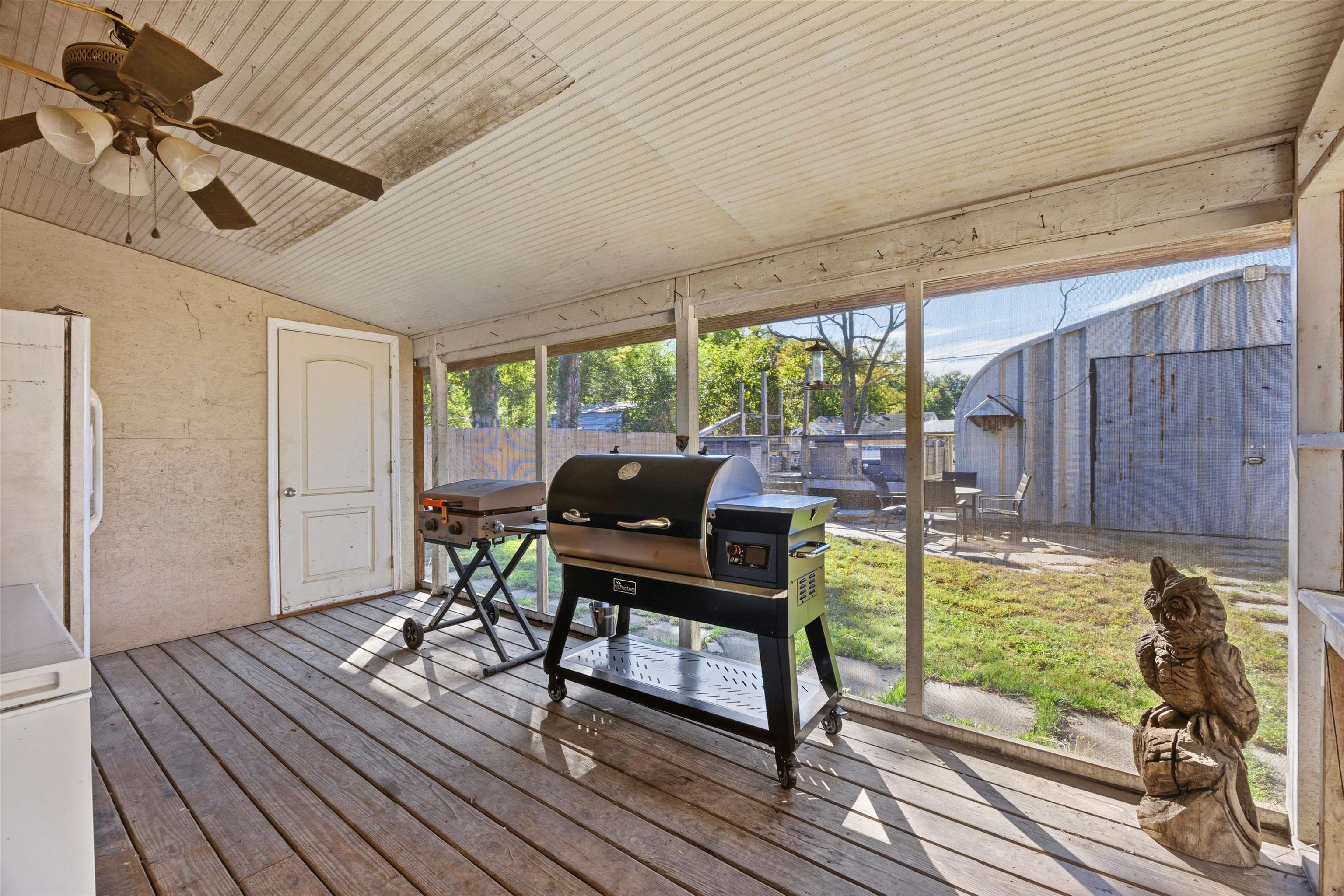 4815 Montgomery Rd Property Photo 9