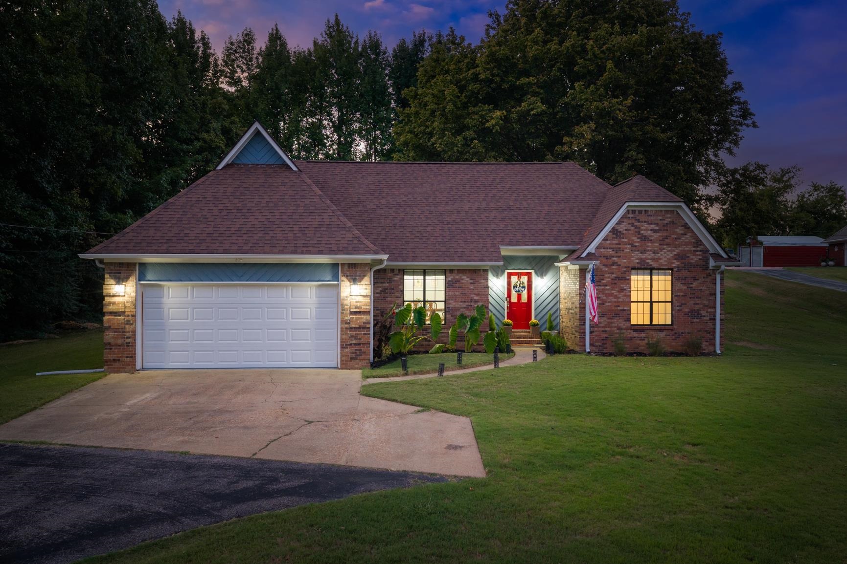 62 Comanche Dr Property Photo 1