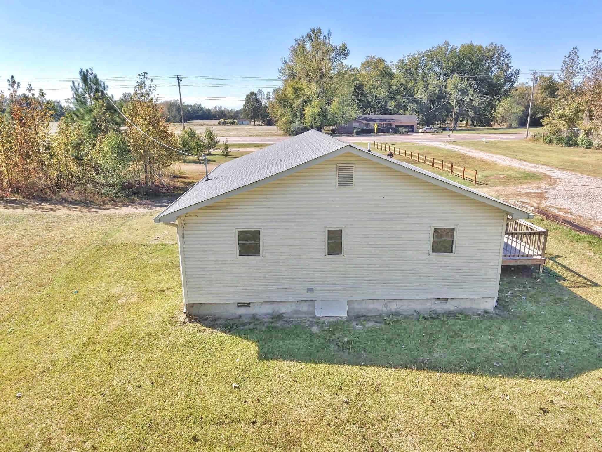 8040 45 Hwy S Property Photo 5