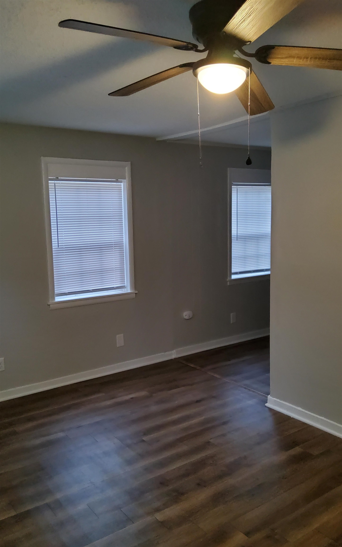 1515 N Graham St Property Photo 4