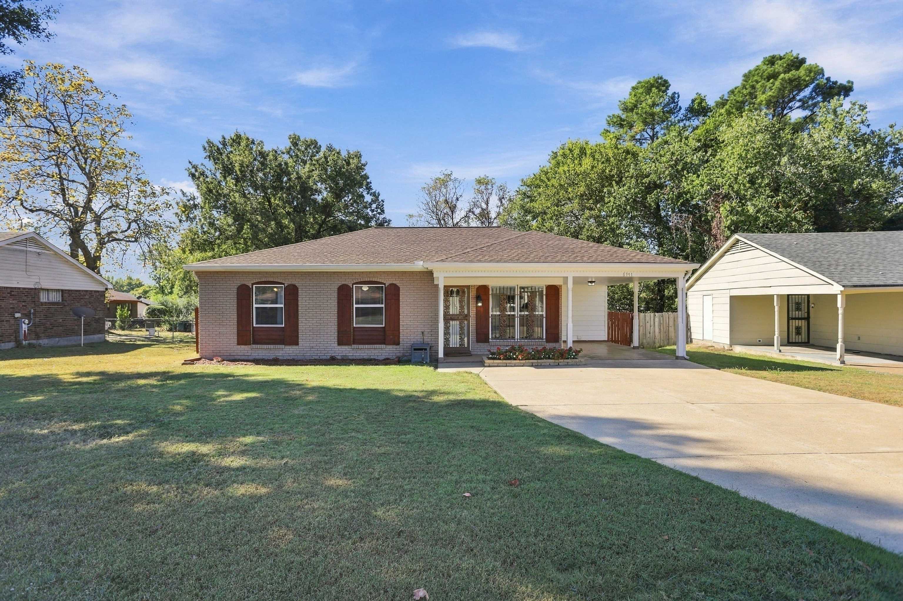 5111 Breckenwood Dr Property Photo 2