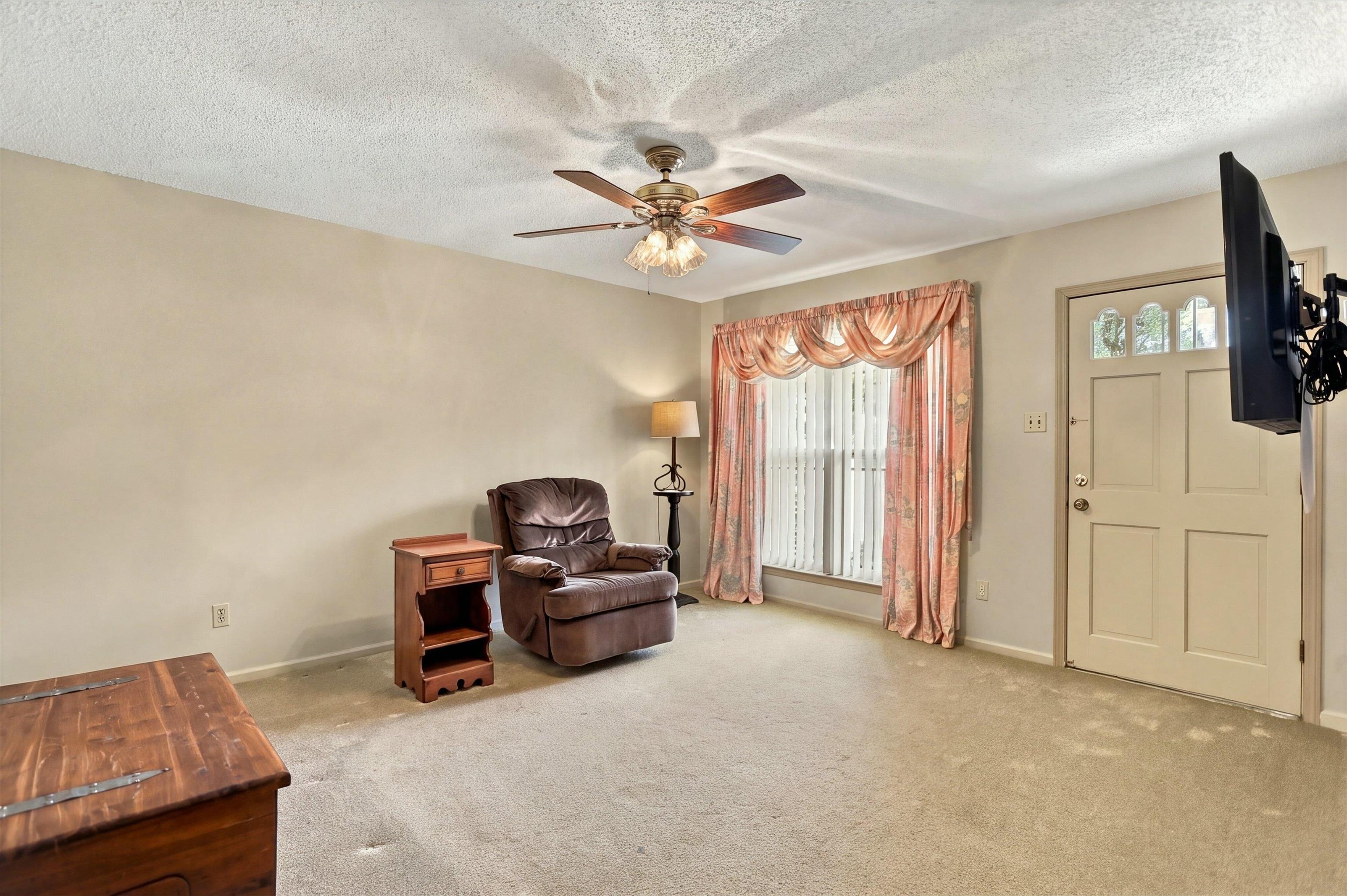 5111 Breckenwood Dr Property Photo 7