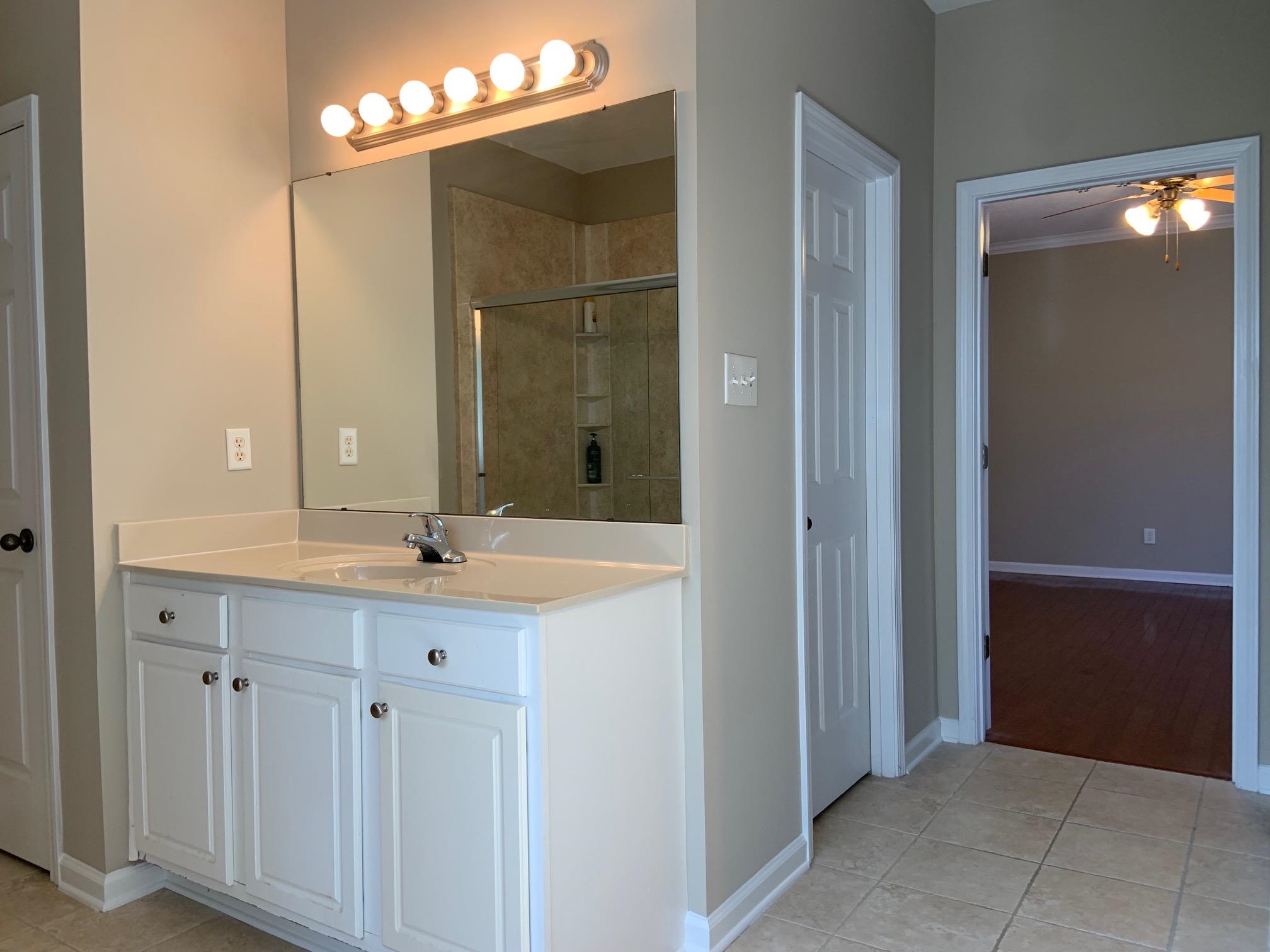 9093 Deer Meadow Dr Property Photo 12