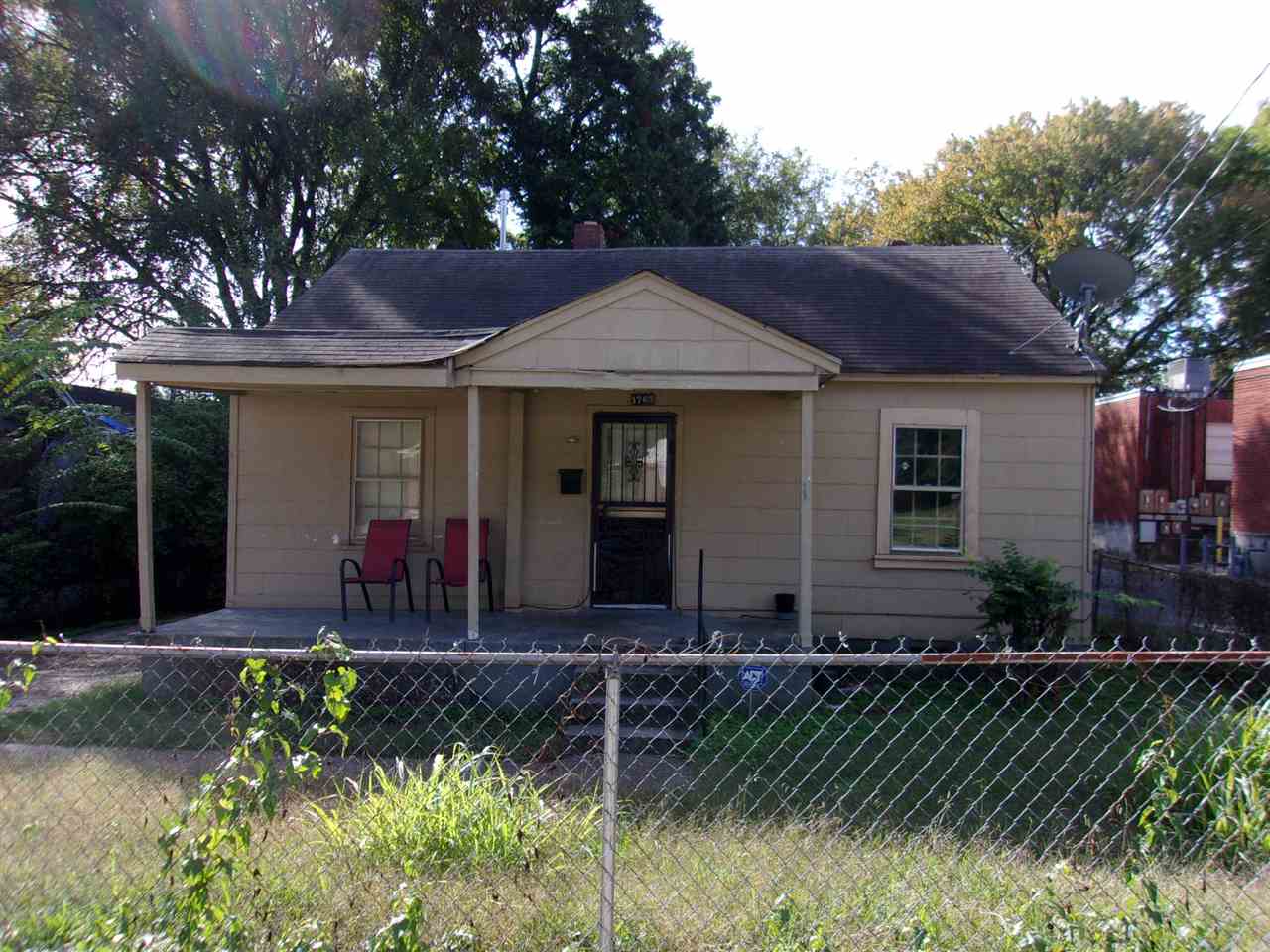 1765 Eldridge Ave Property Photo 1