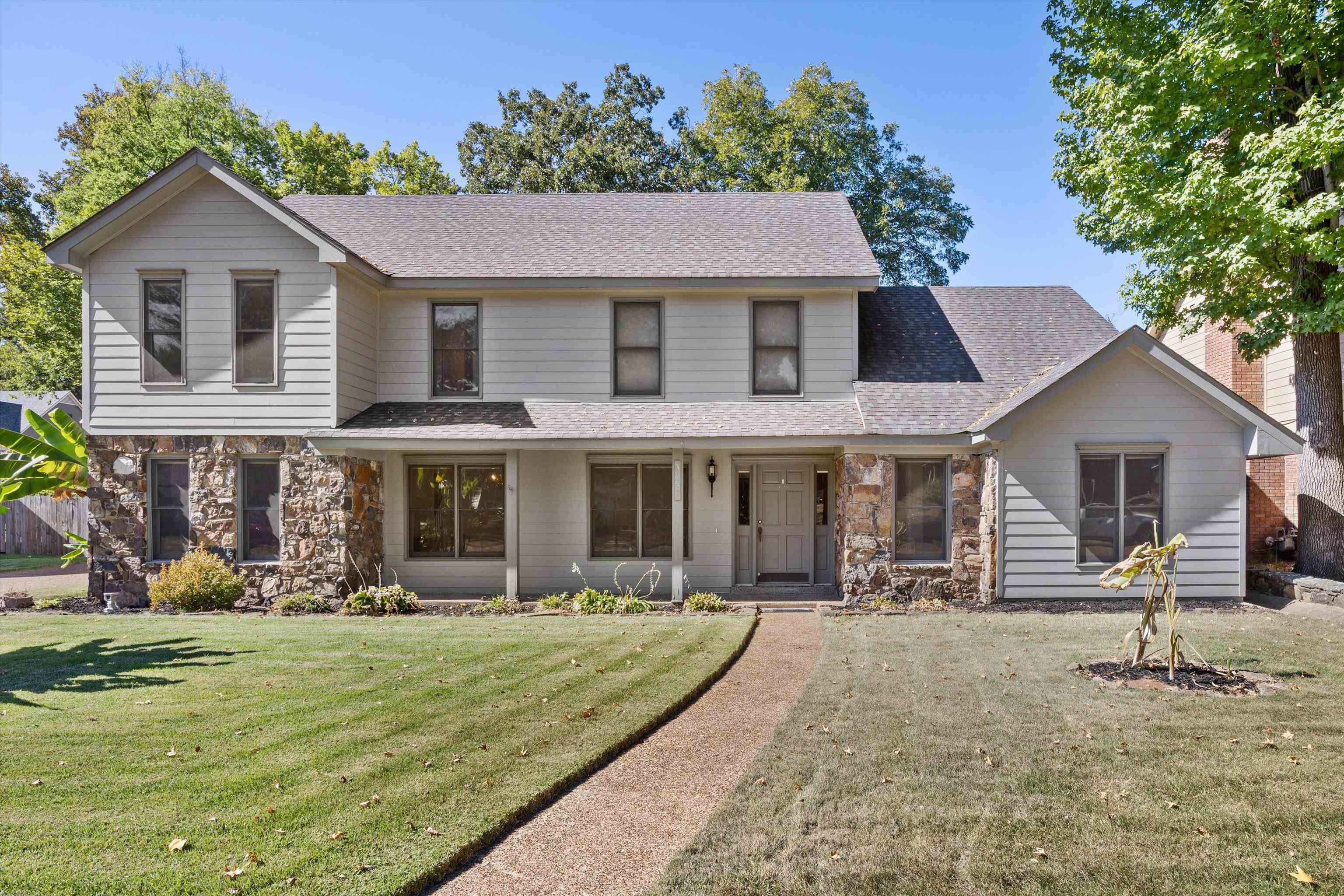 3759 Oak Forest Dr Property Photo 1
