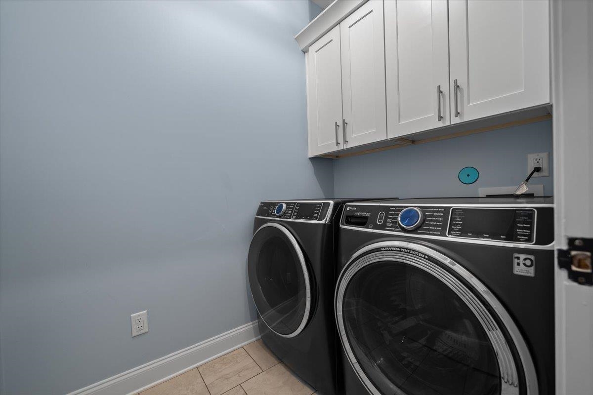 686 Autumn Winds Dr Property Photo 20
