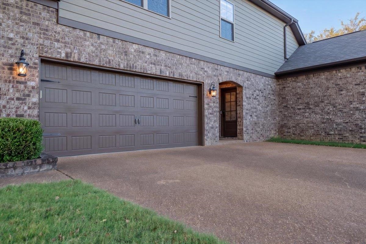 686 Autumn Winds Dr Property Photo 21