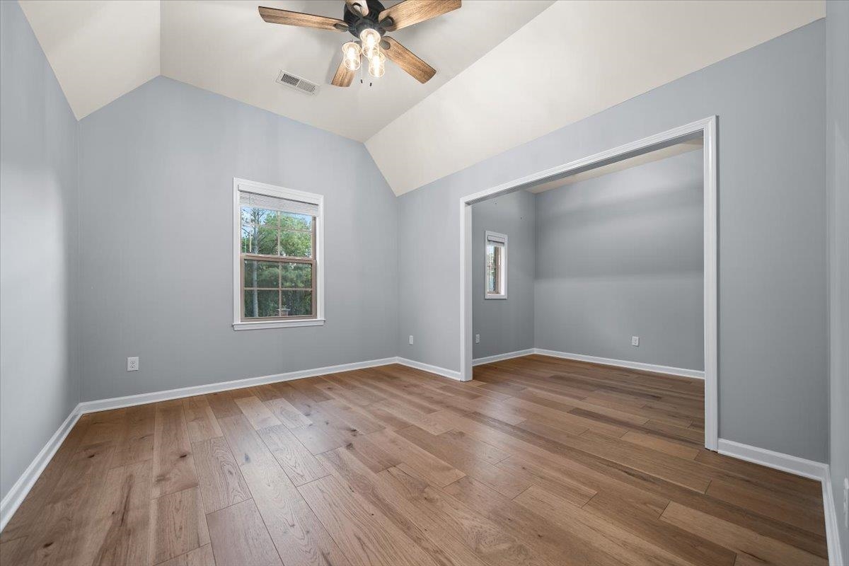 686 Autumn Winds Dr Property Photo 33