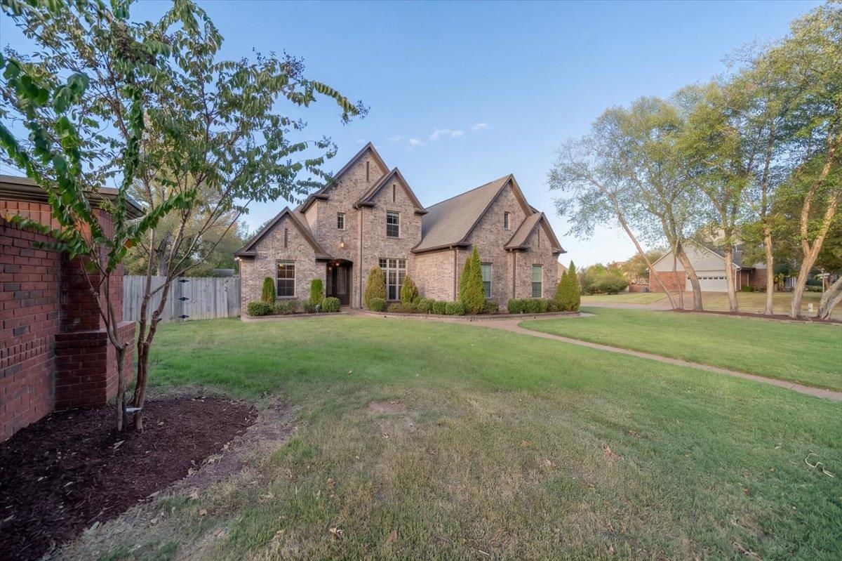 686 Autumn Winds Dr Property Photo 34