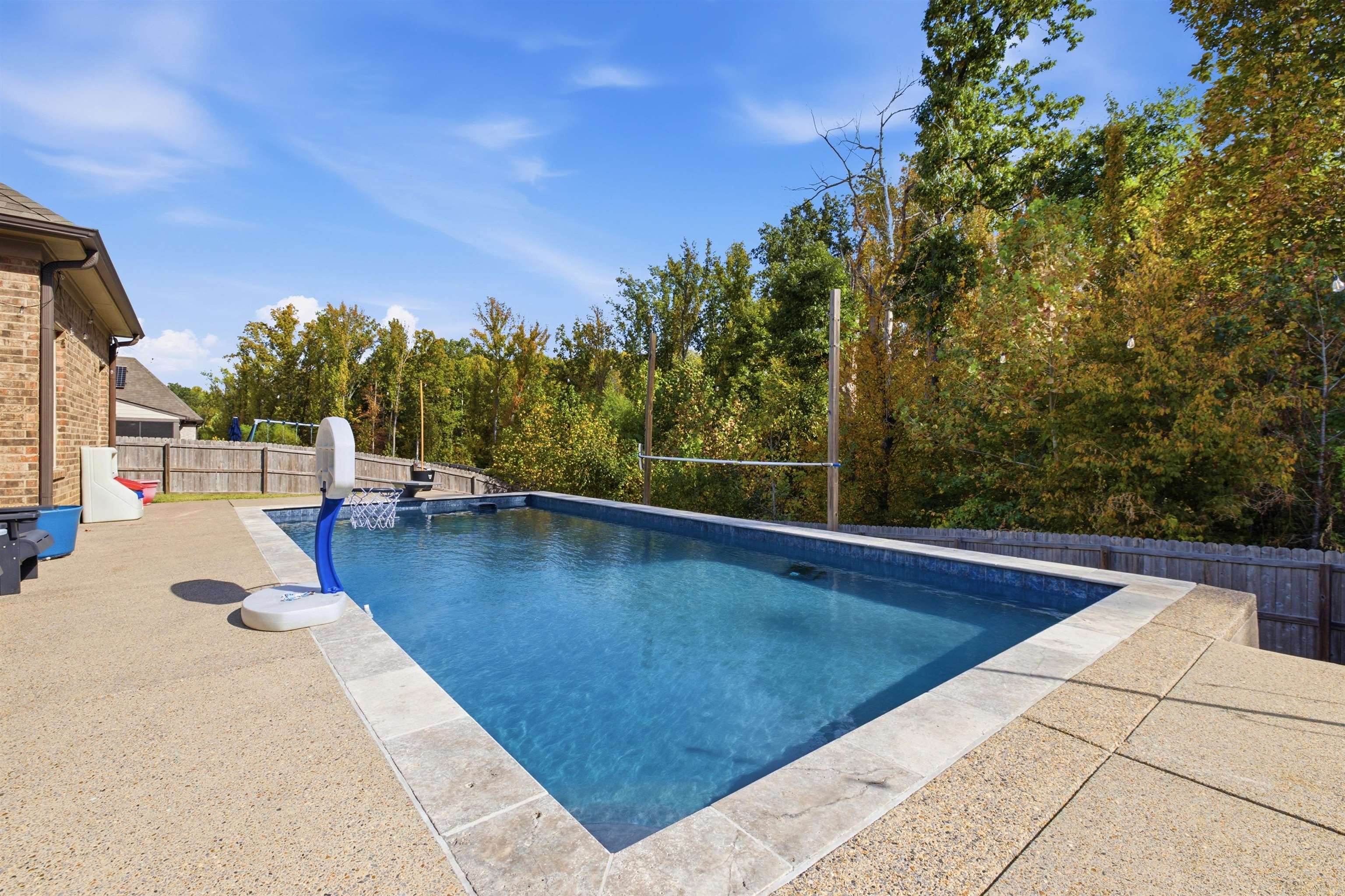 4550 Windway Cv Property Photo 1