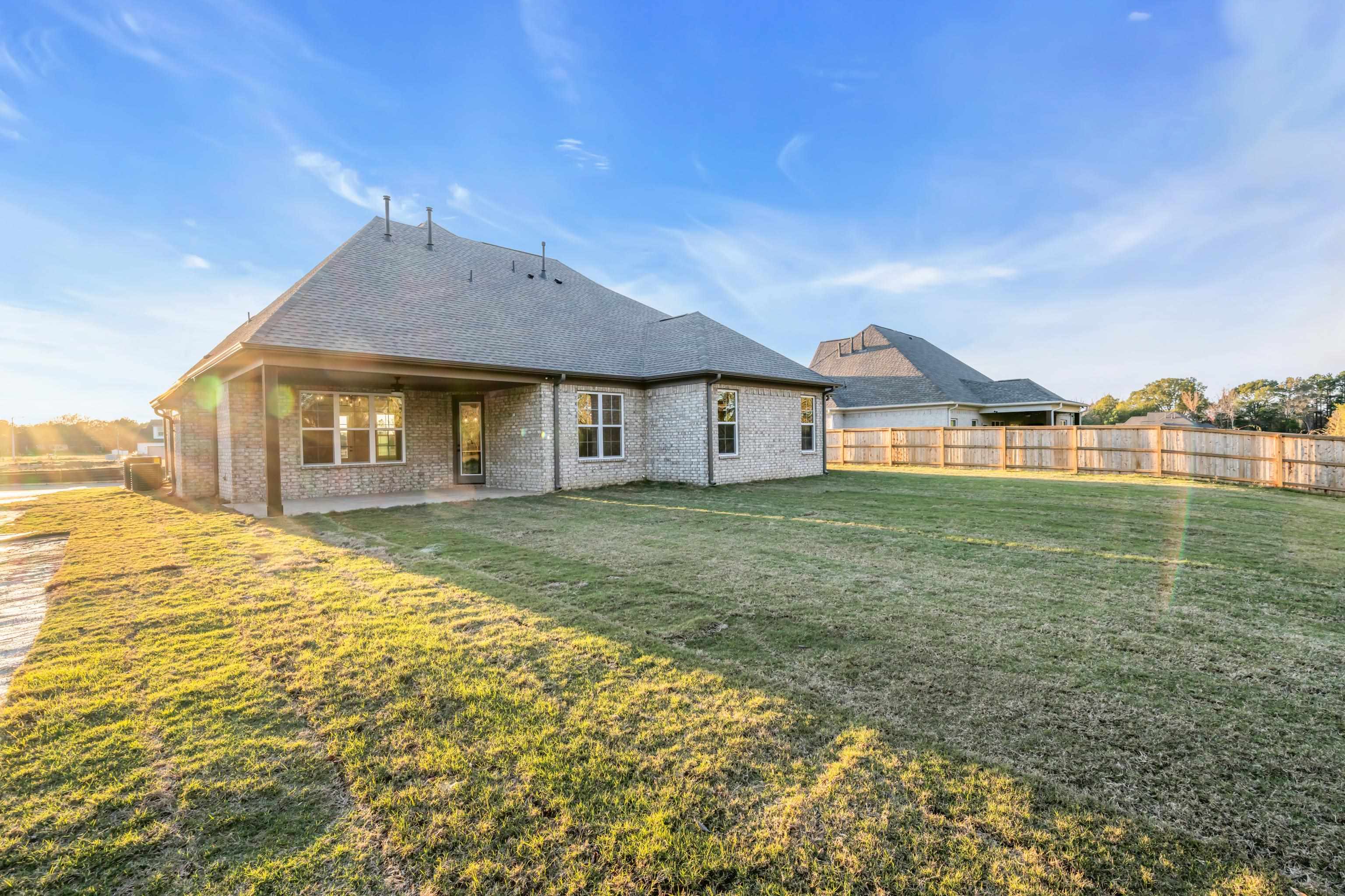 12260 Wilson Lake Dr Property Photo 38