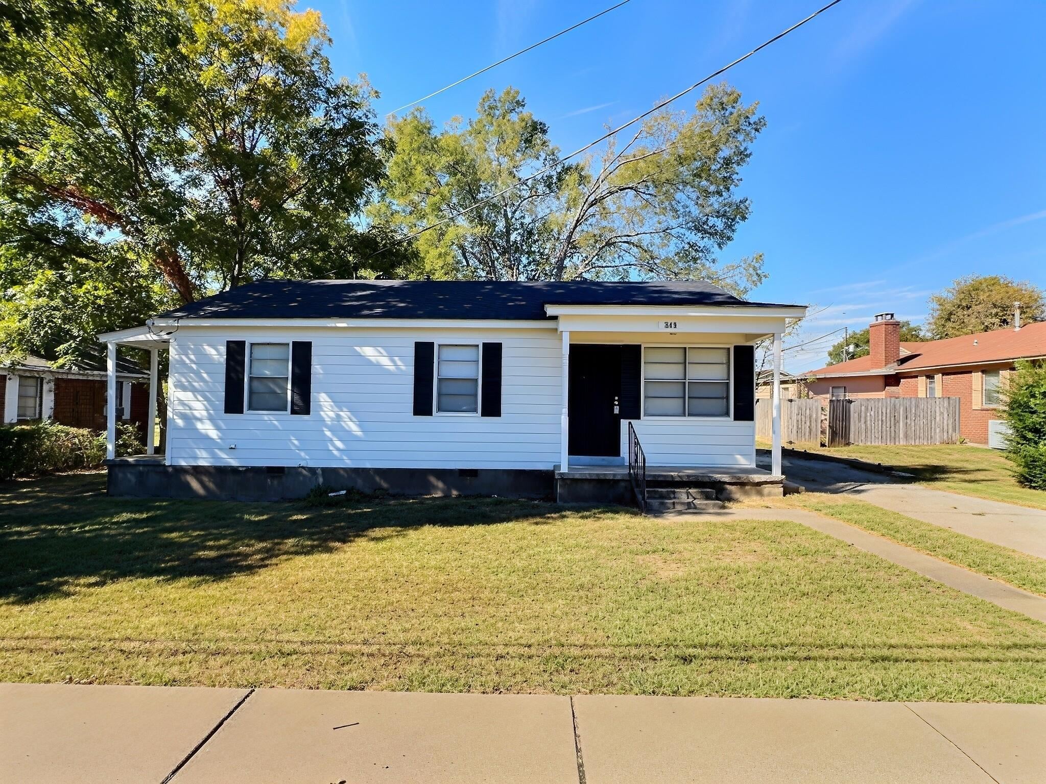 149 West St Property Photo 1