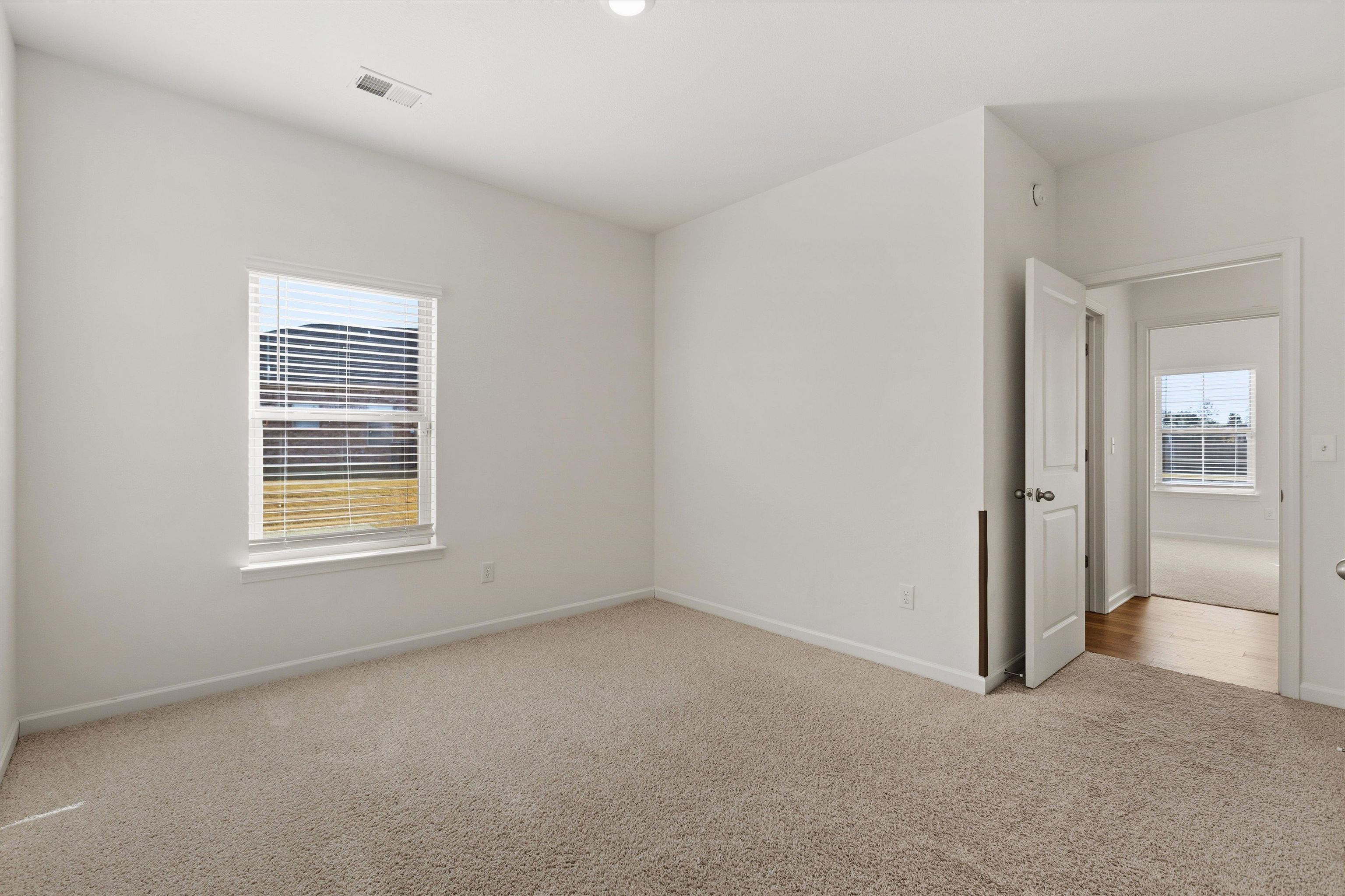 196 Empire Ln Property Photo 22