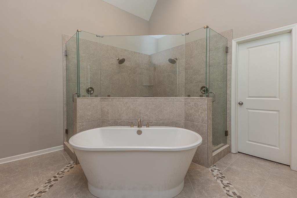 190 Laurel Glen Dr Property Photo 17