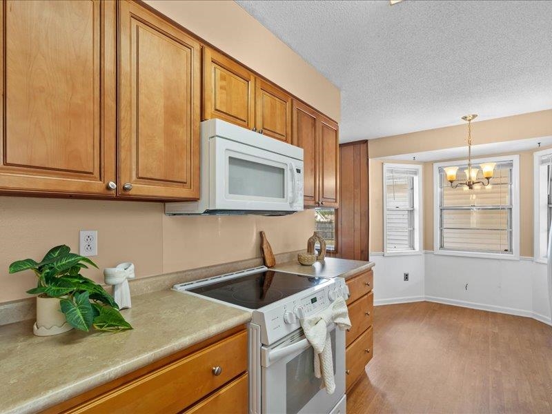 980 Hindman Cv Property Photo 4