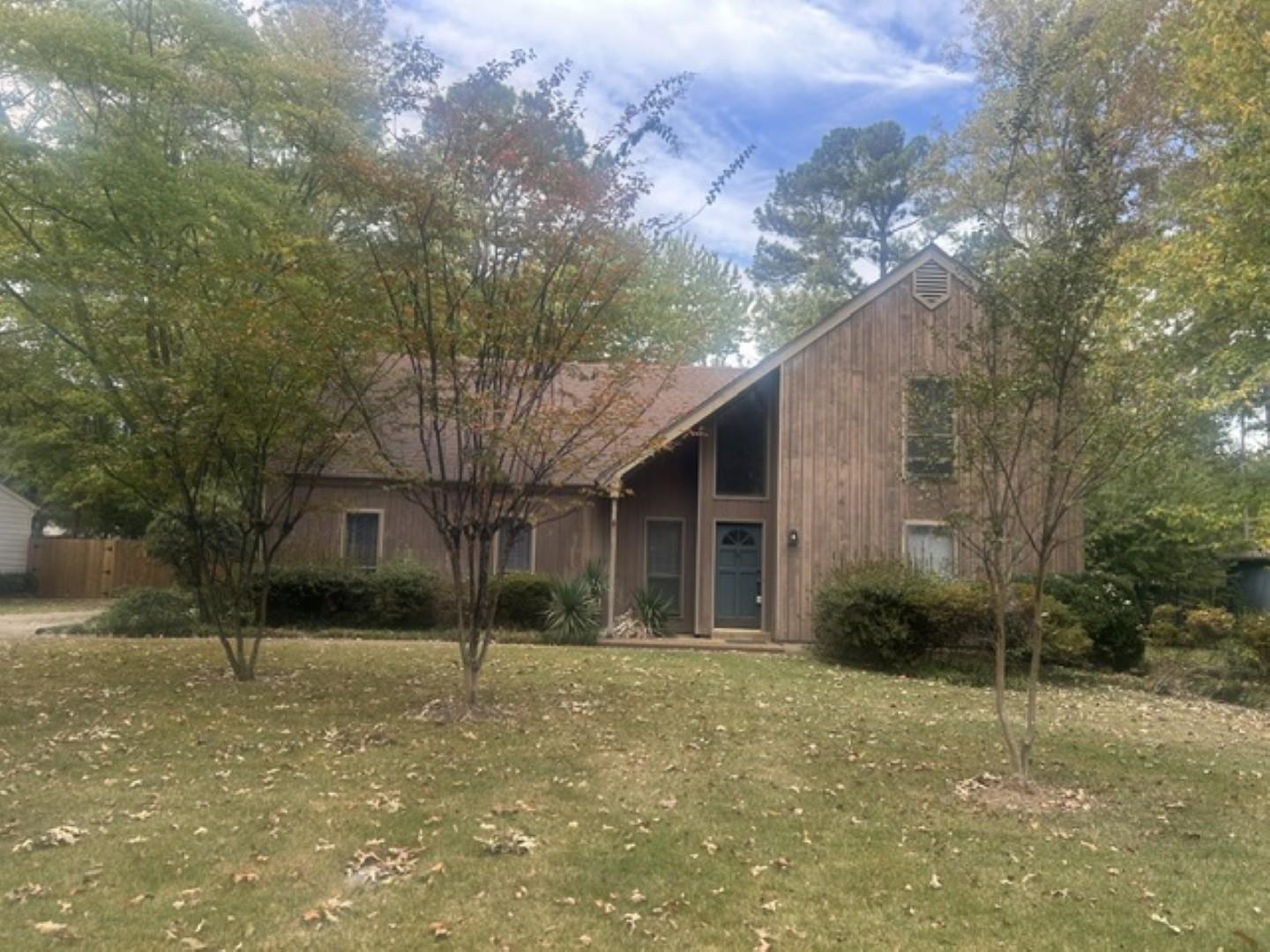1859 River Valley Dr Property Photo 1