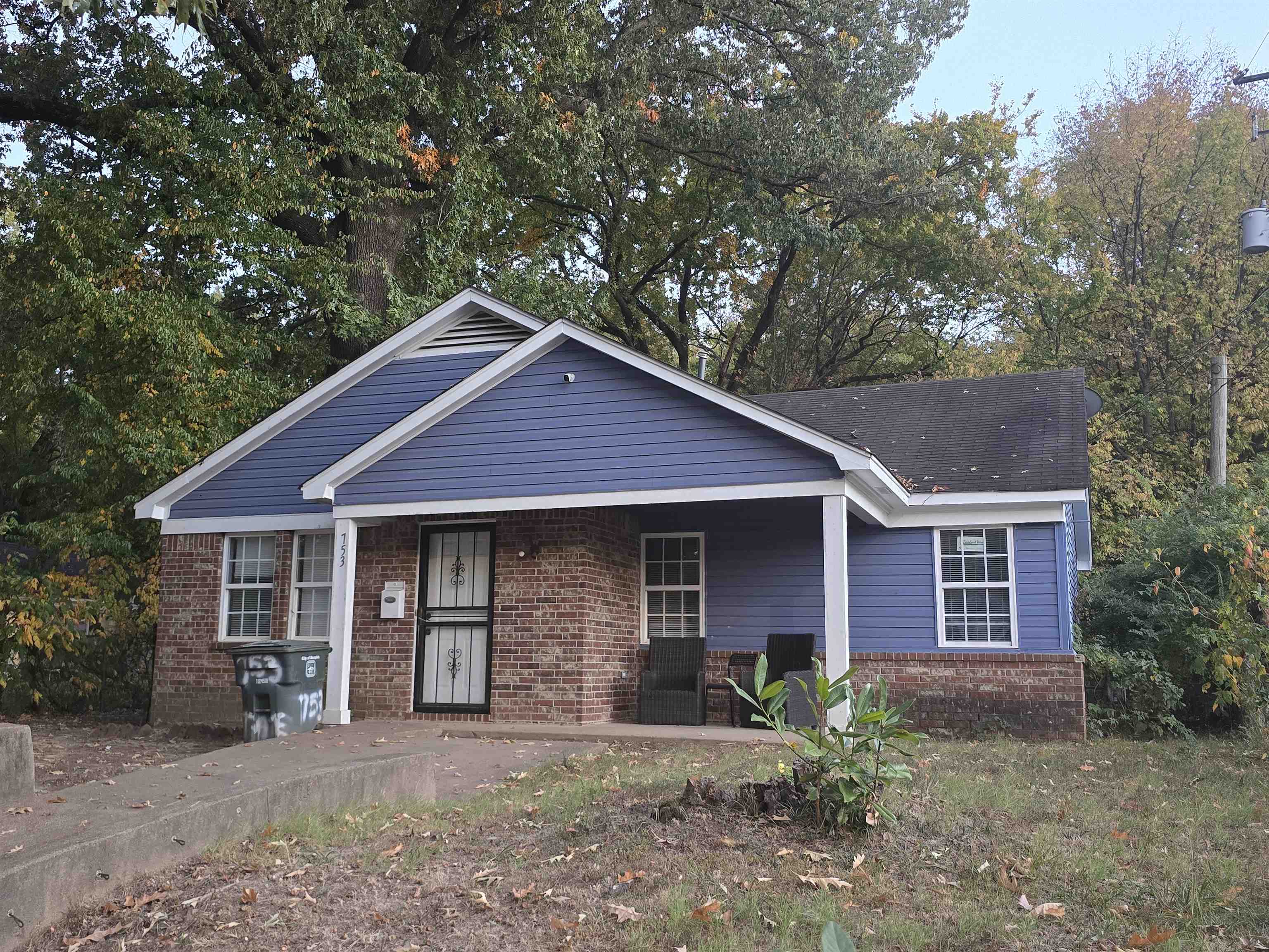 753 Tate St Property Photo 1