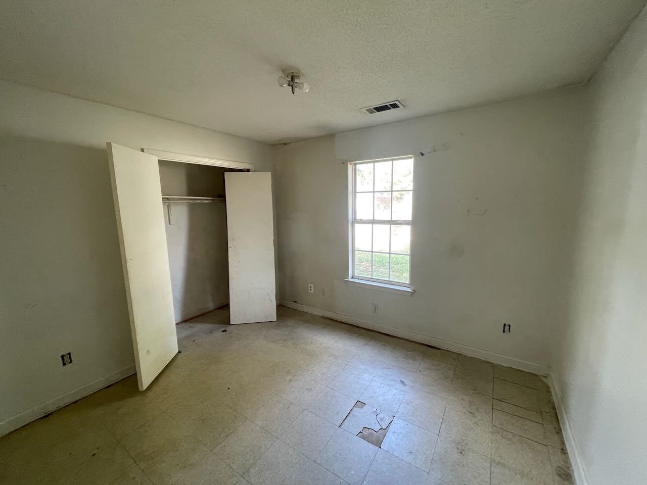 207 W Fairway Ave Property Photo 18