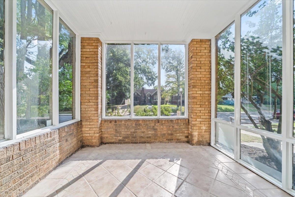 351 Buena Vista Pl Property Photo 7