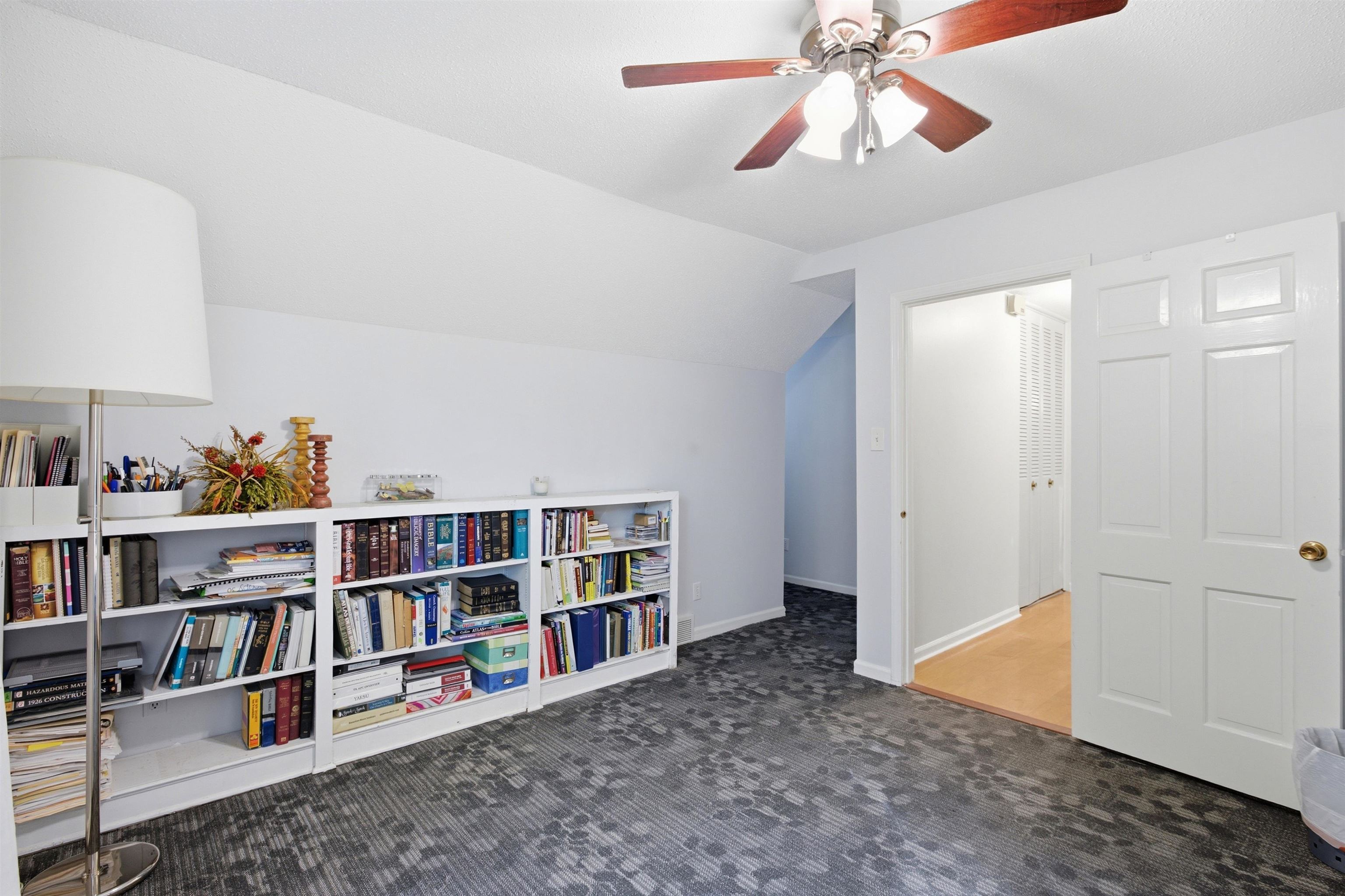 130 N Graham St Property Photo 25